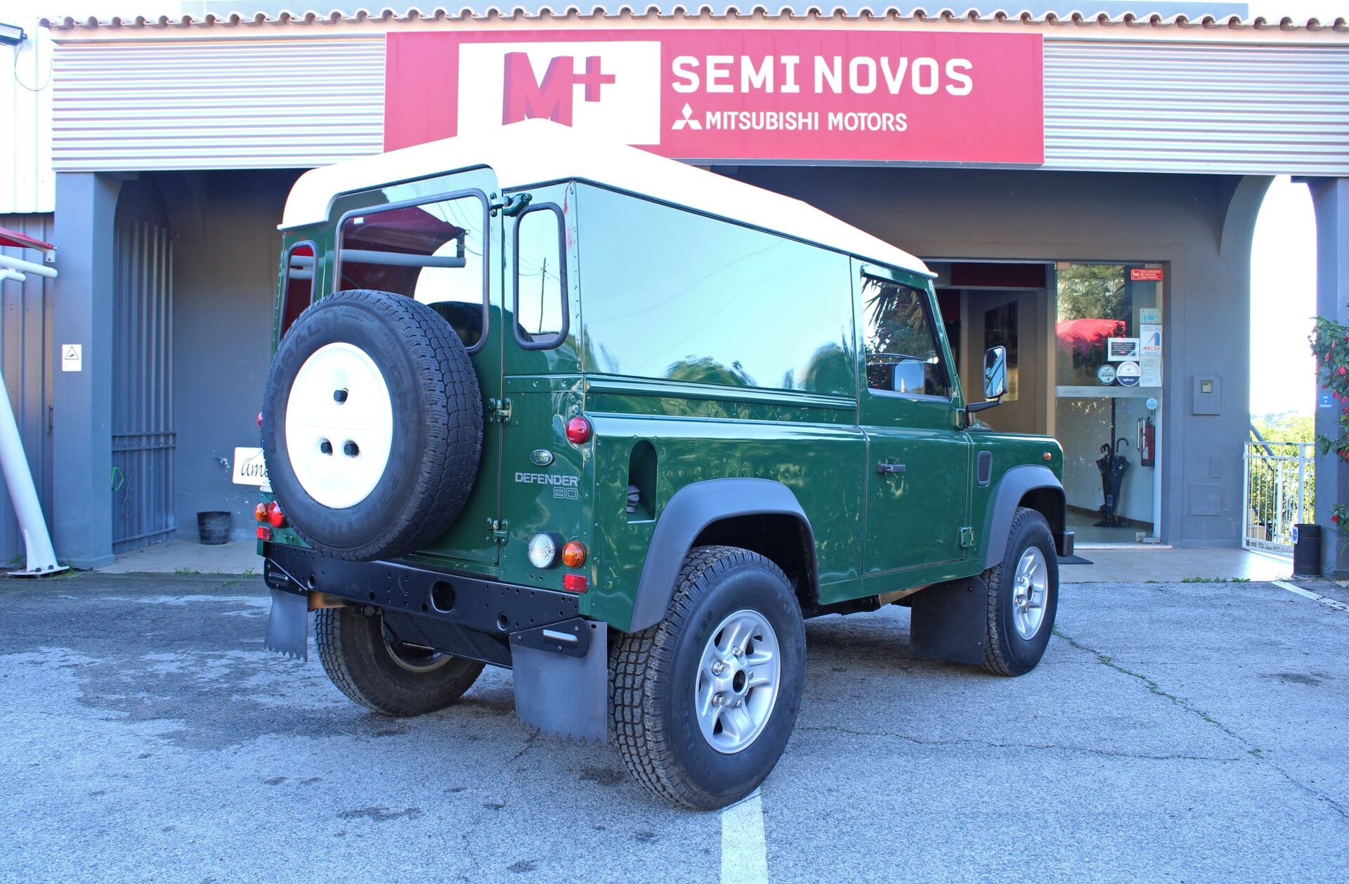 LAND ROVER Defender 90 2.5 Td5 Metal Top