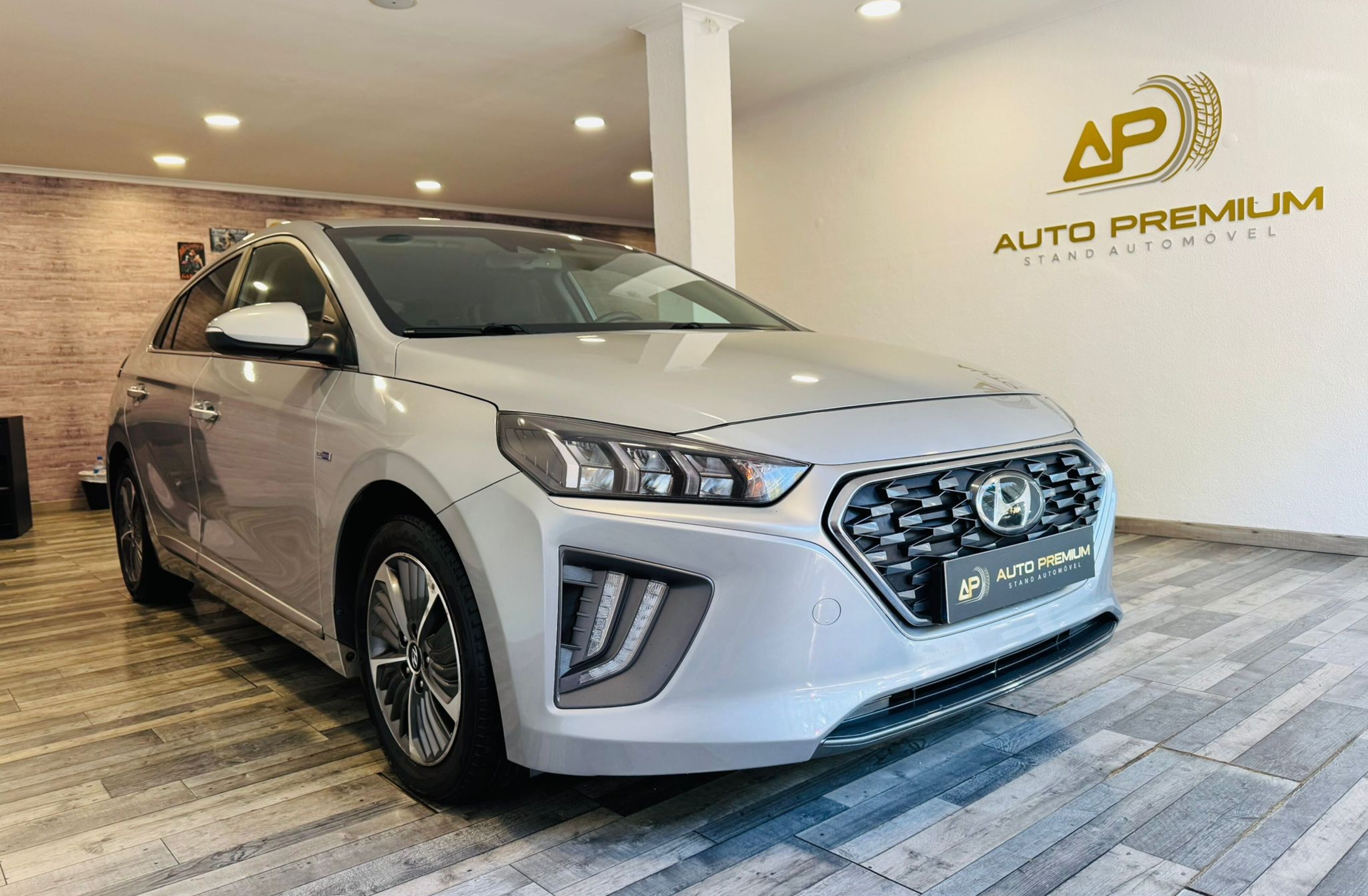 HYUNDAI Ioniq PHEV TECH GDI