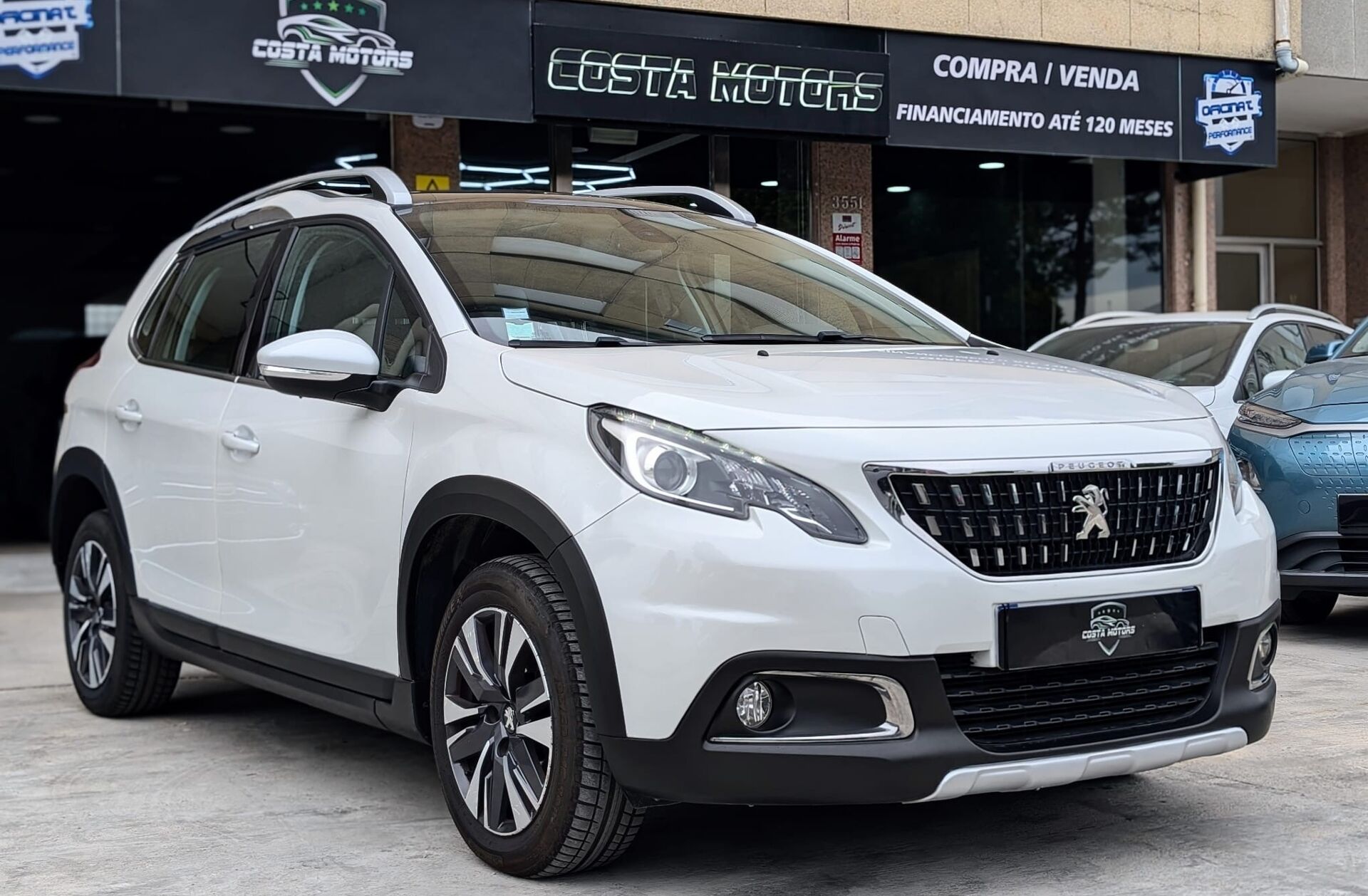 PEUGEOT 2008 1.5 BlueHDi Allure EAT6