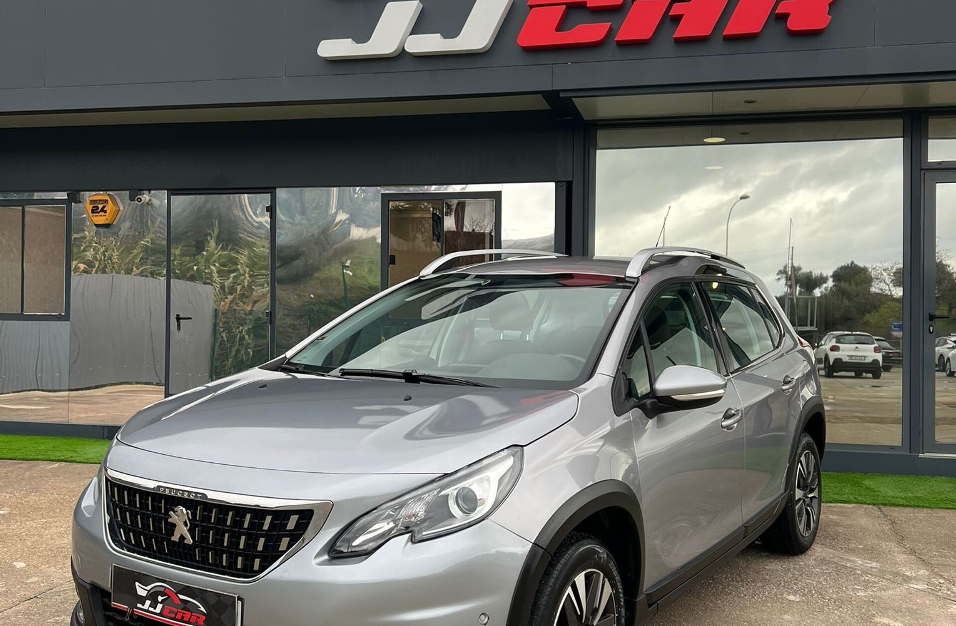 PEUGEOT 2008 1.6 BlueHDi Allure