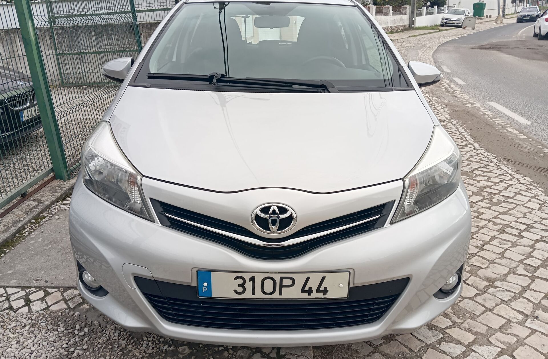 TOYOTA Yaris 1.0 VVT-i Comfort