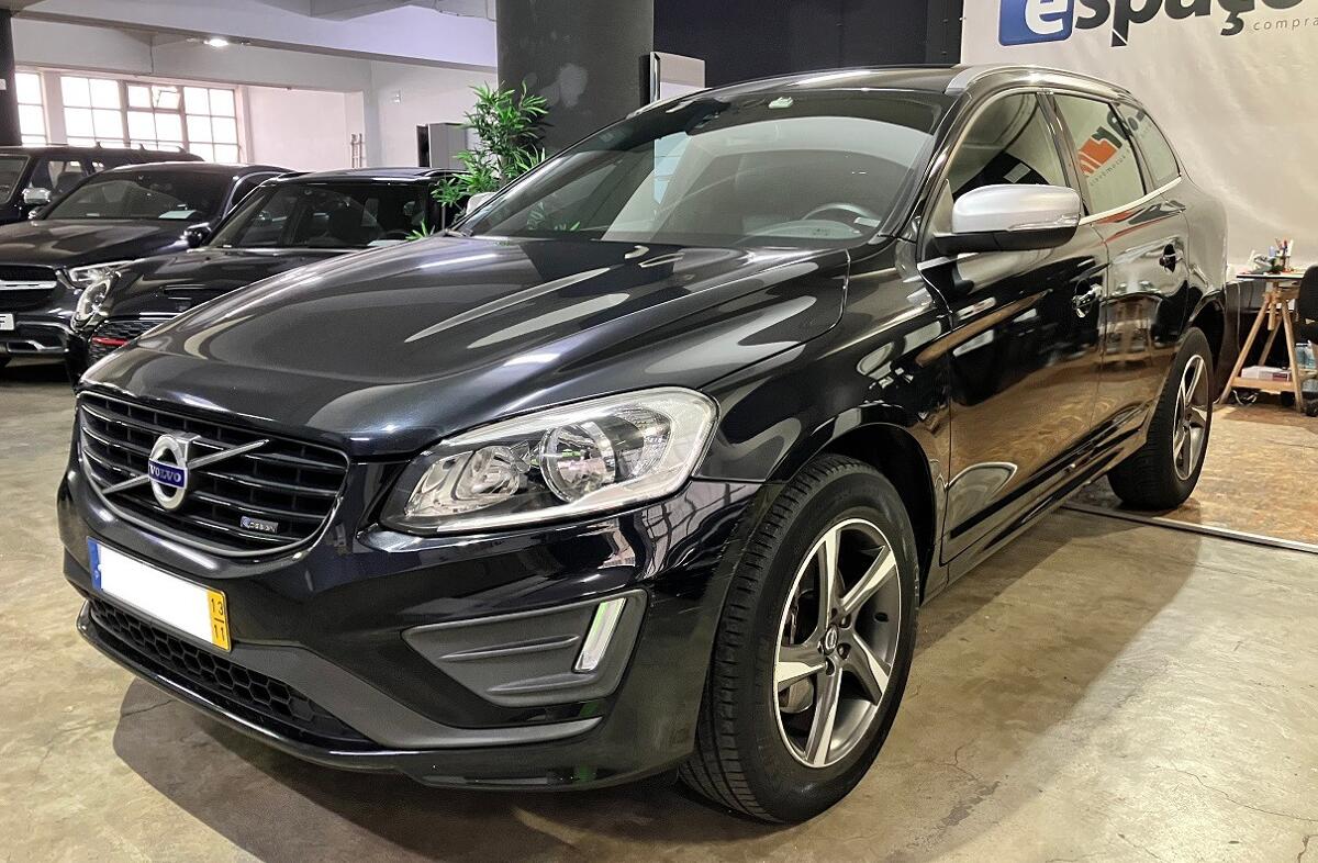 VOLVO XC60 2.0 D4 DRIVe R-Design