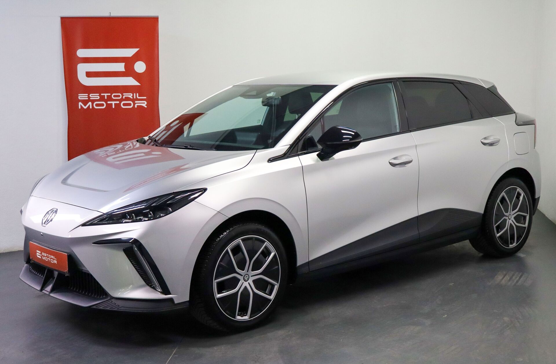 MG MG4 64 kWh Luxury