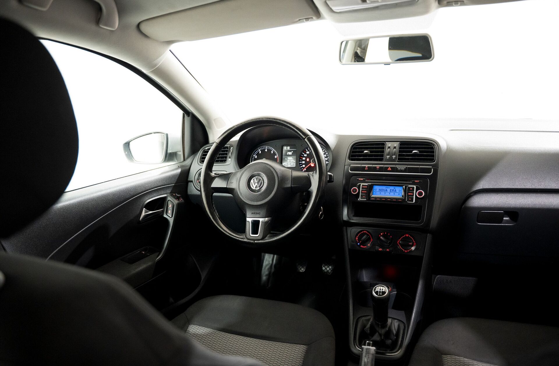 VOLKSWAGEN Polo 1.2 TSi Confortline
