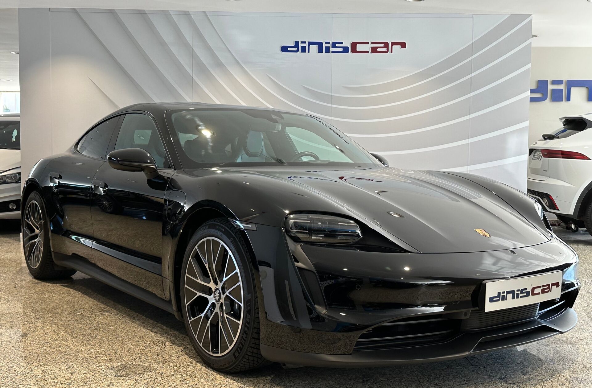 PORSCHE Taycan bateria Performance Plus