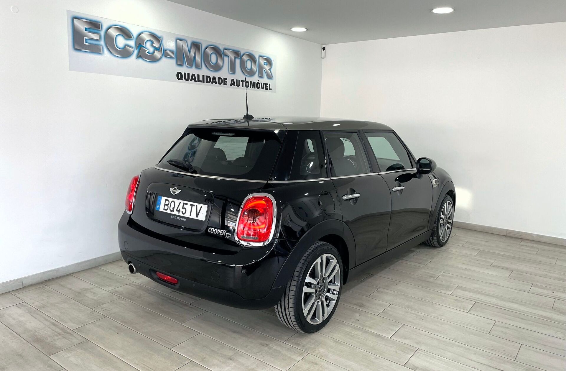 MINI Mini Cooper D Auto