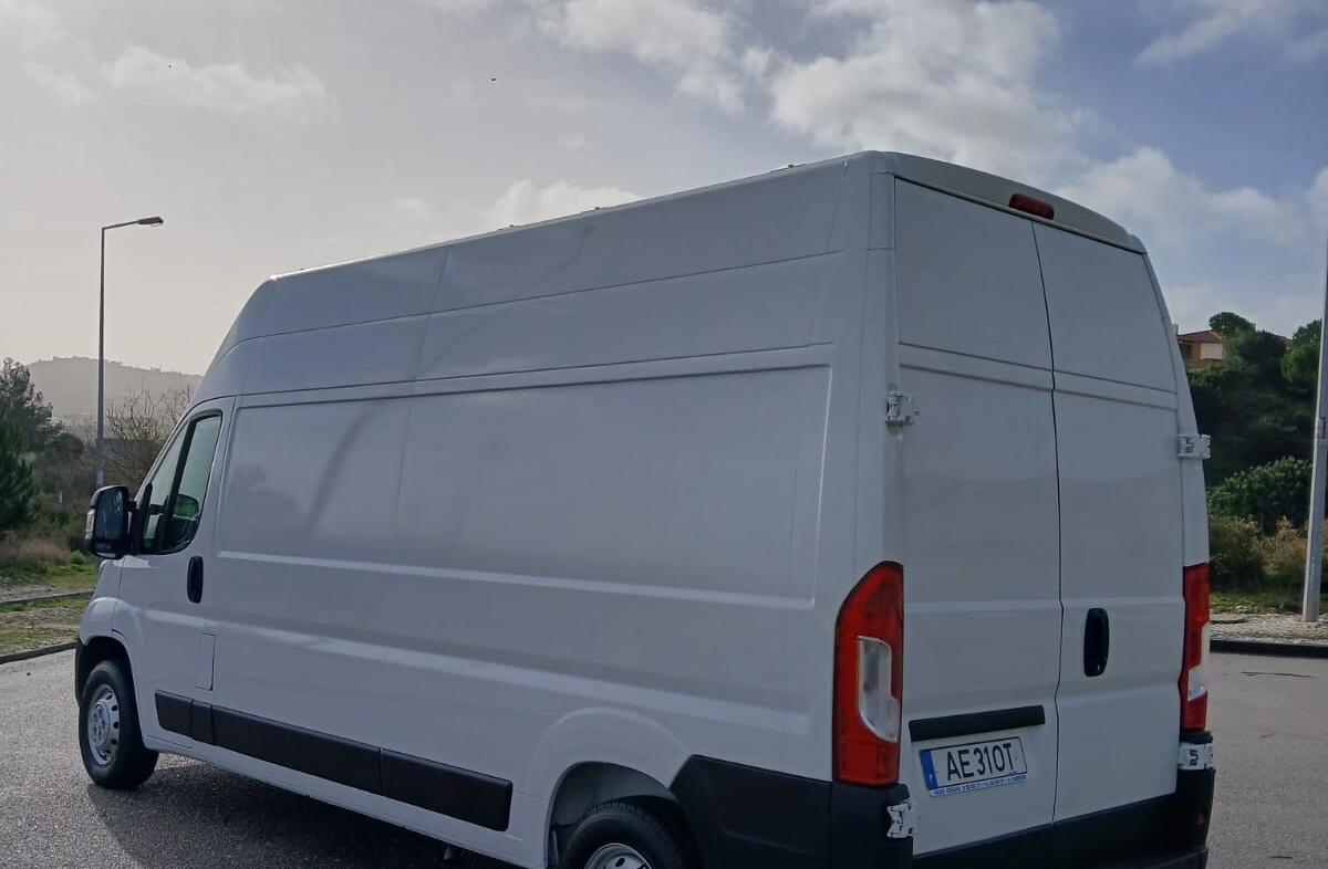 PEUGEOT Boxer 2.2 BlueHDi 333 L3H3 Pro