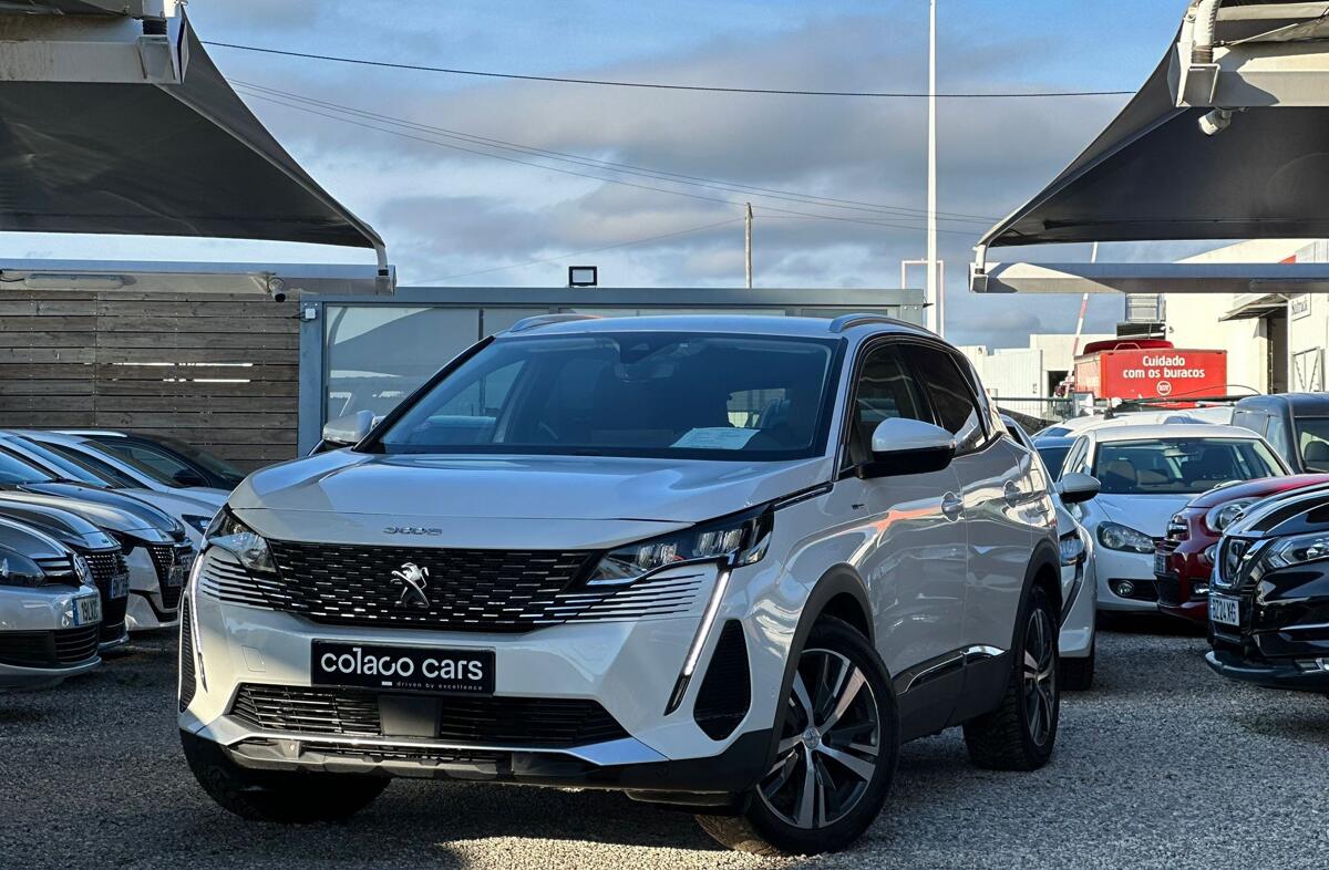 PEUGEOT 3008 1.6 Hybrid4 Allure e-EAT8
