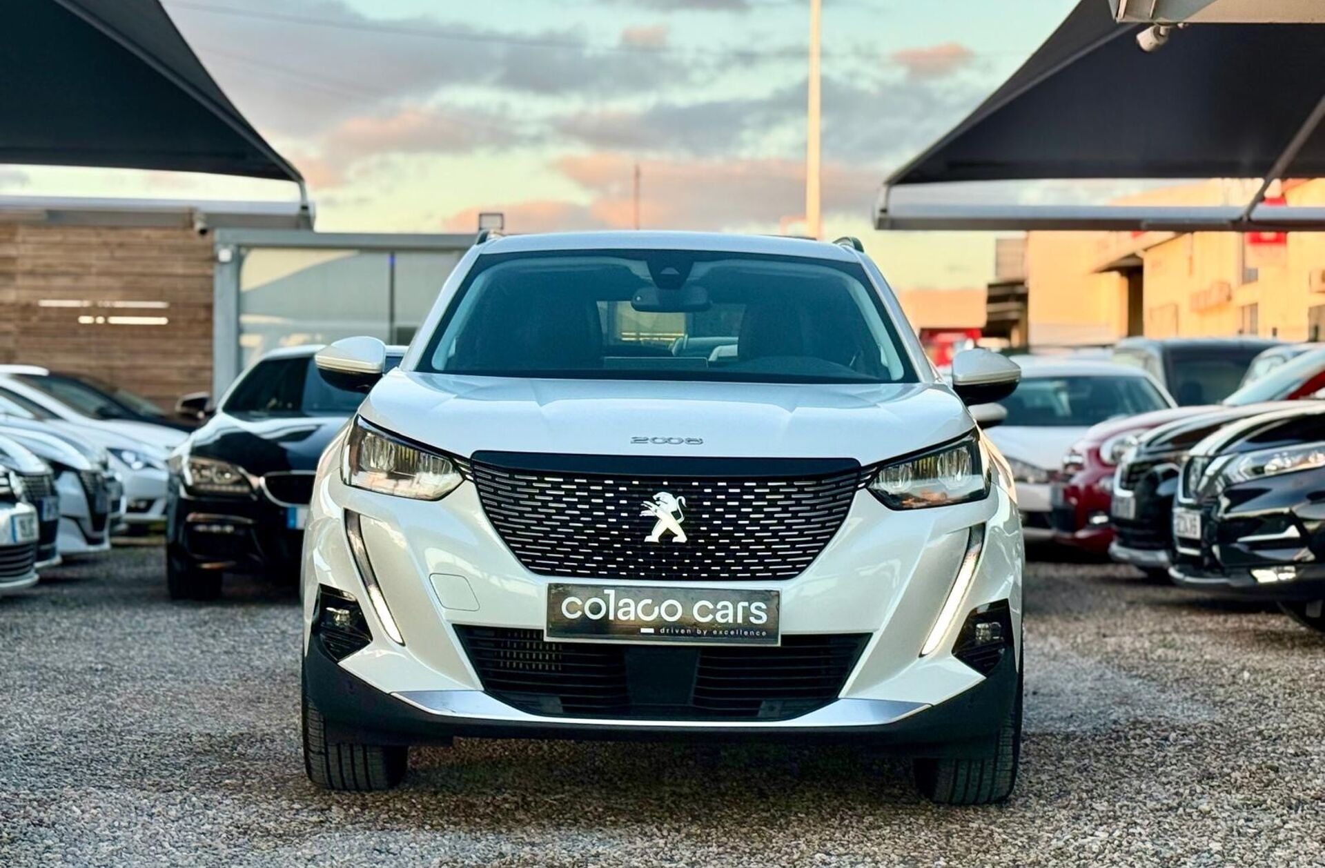 PEUGEOT 3008 1.6 Hybrid4 Allure e-EAT8