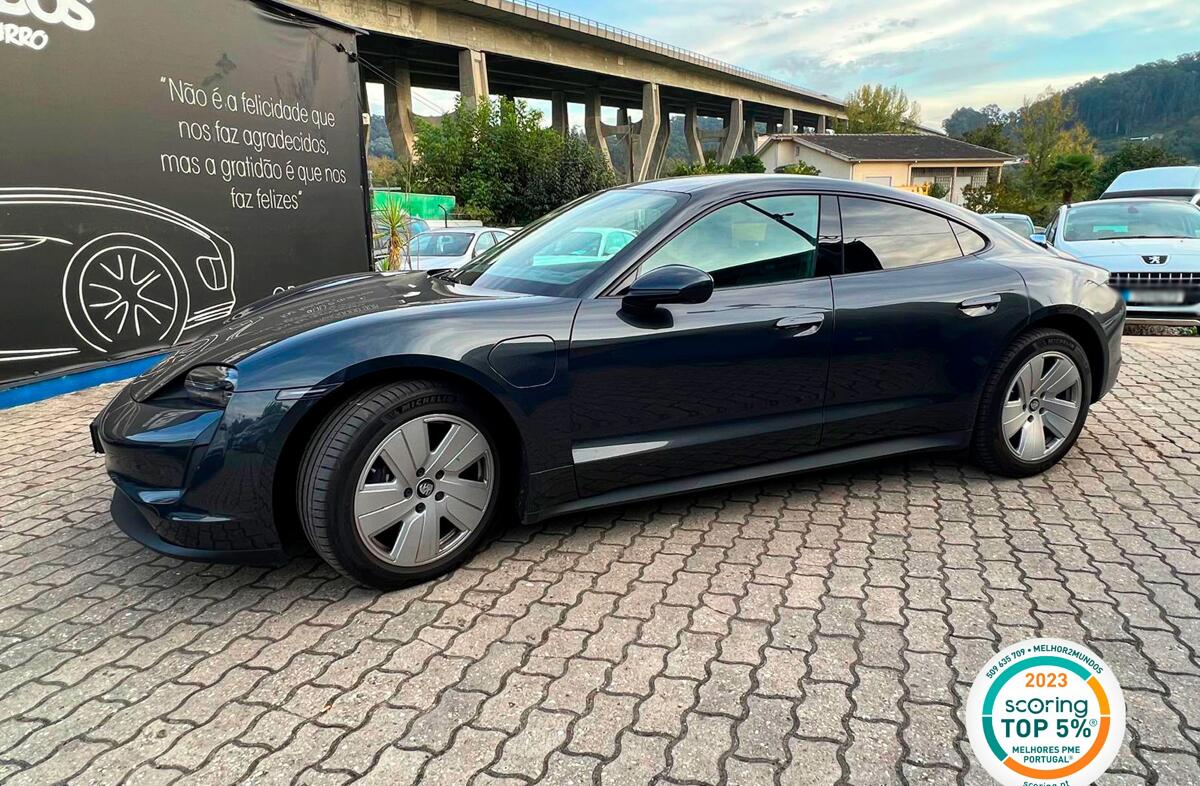 PORSCHE Taycan Taycan