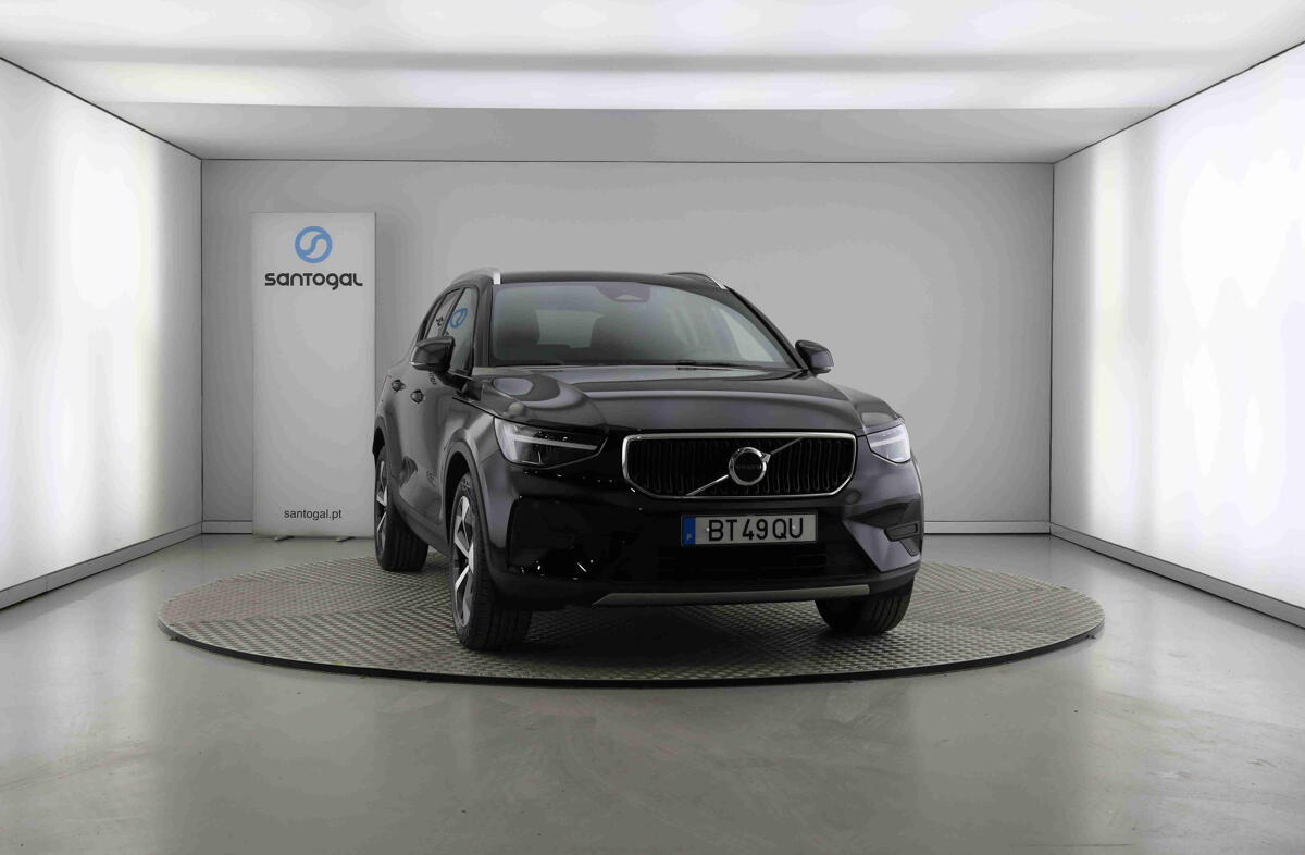 VOLVO XC40 2.0 B3 Core