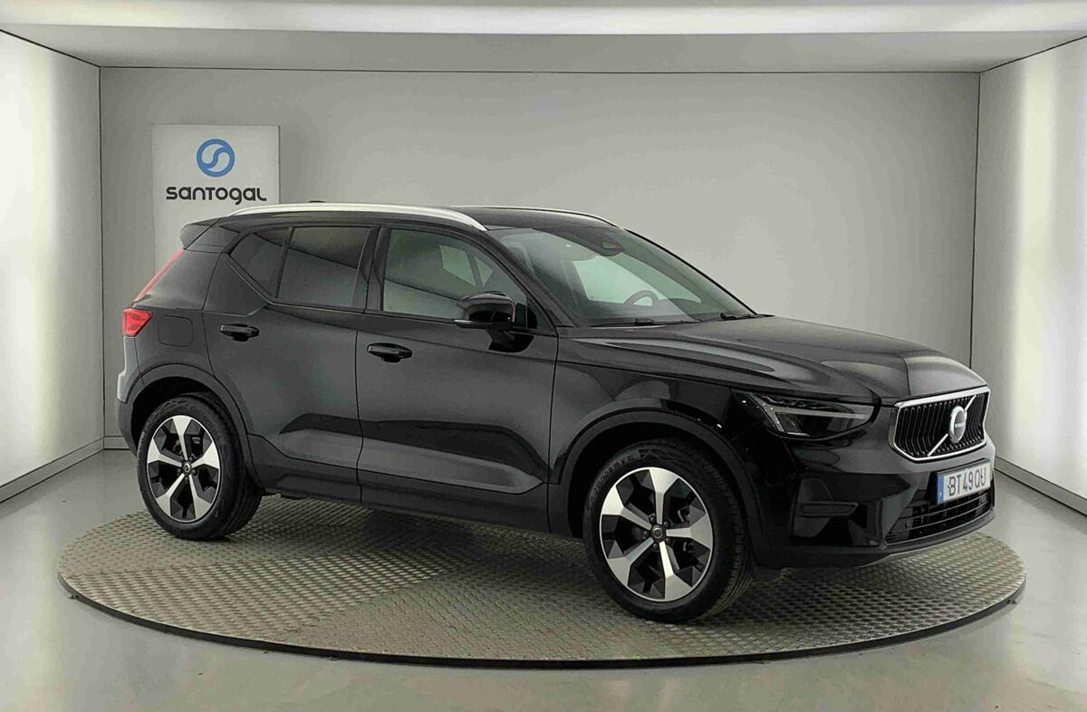 VOLVO XC40 2.0 B3 Core