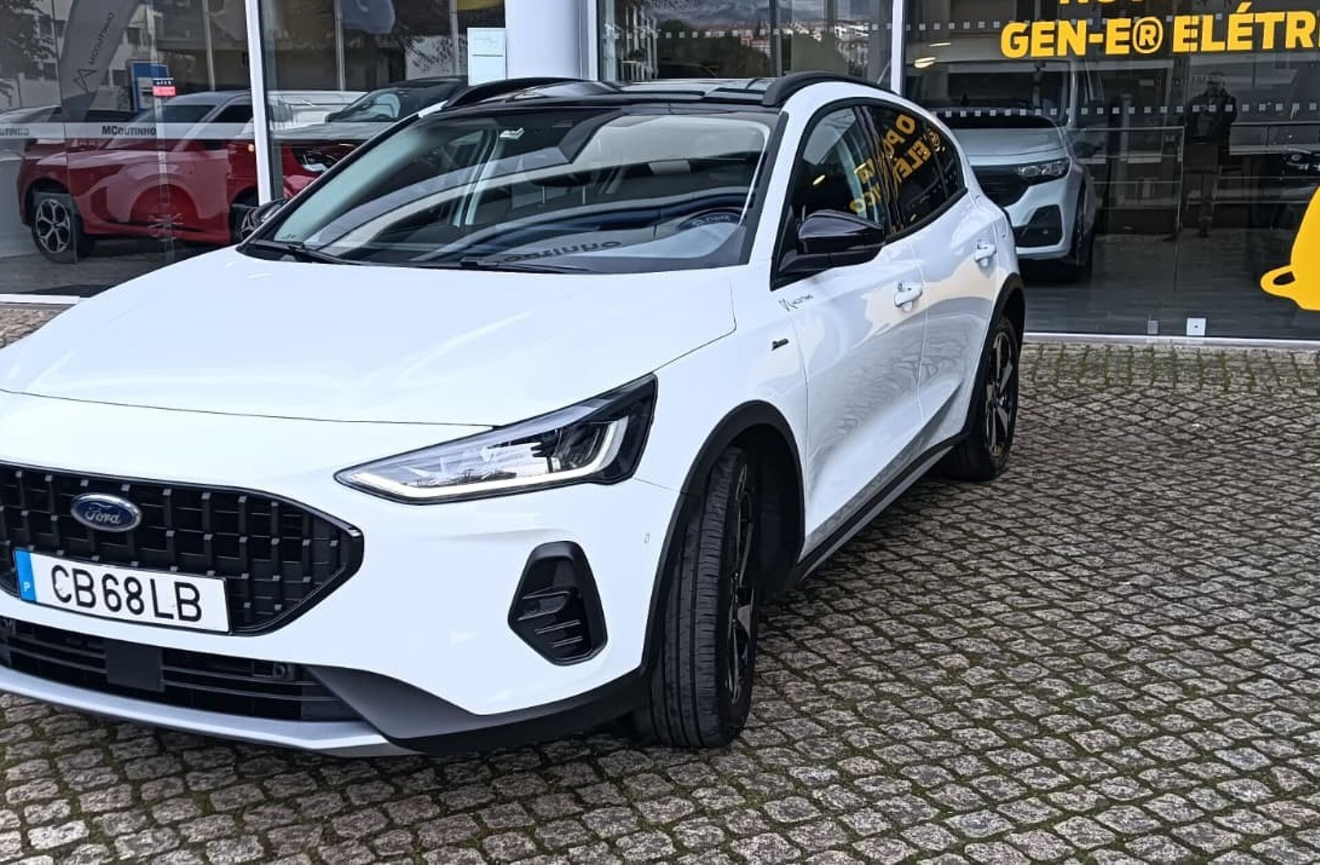 FORD Focus 1.0 EcoBoost MHEV Active X