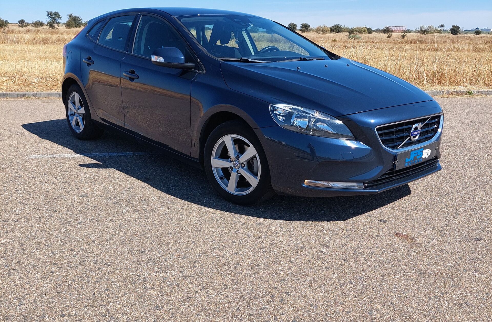 VOLVO V40 1.6 D2 Kinetic