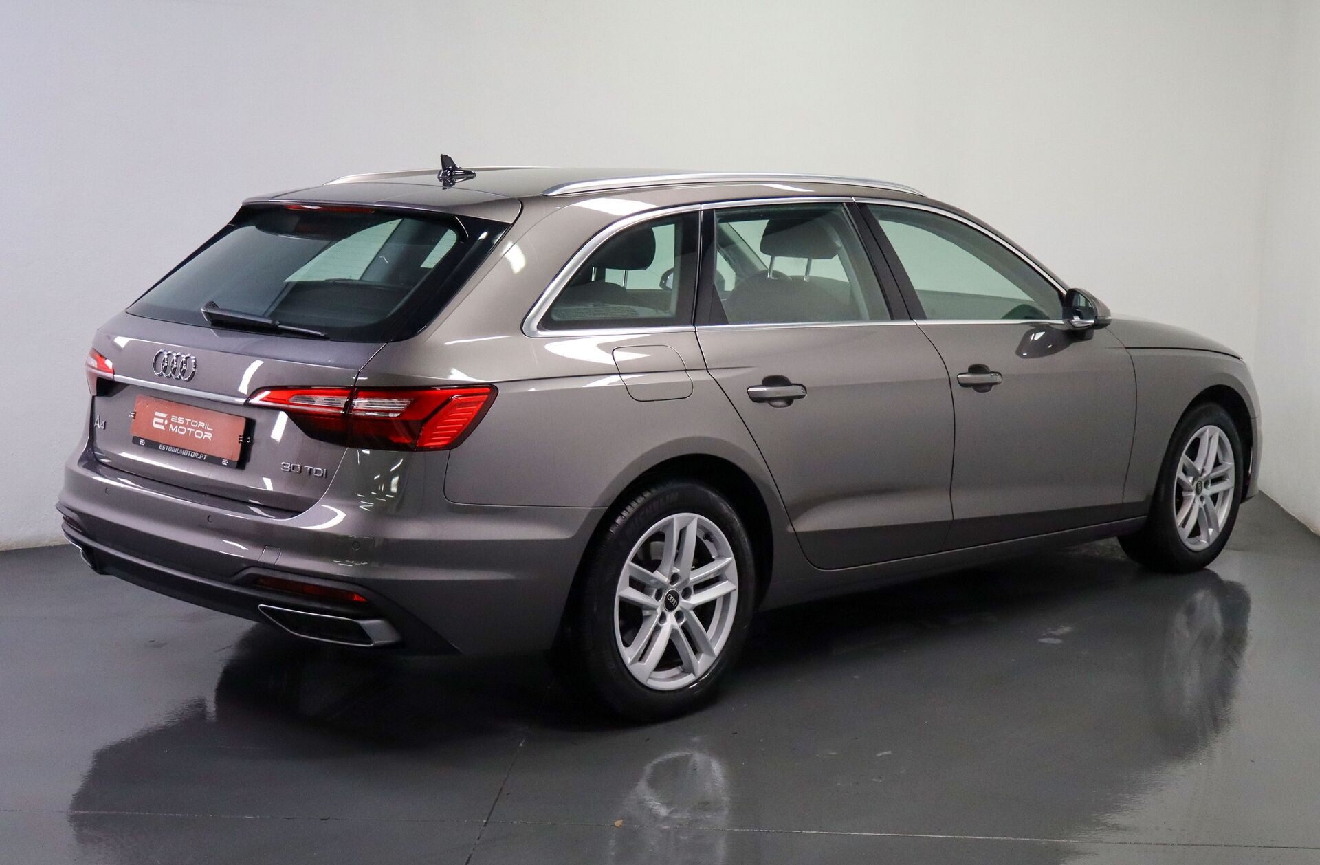 AUDI A4 30 TDI S tronic