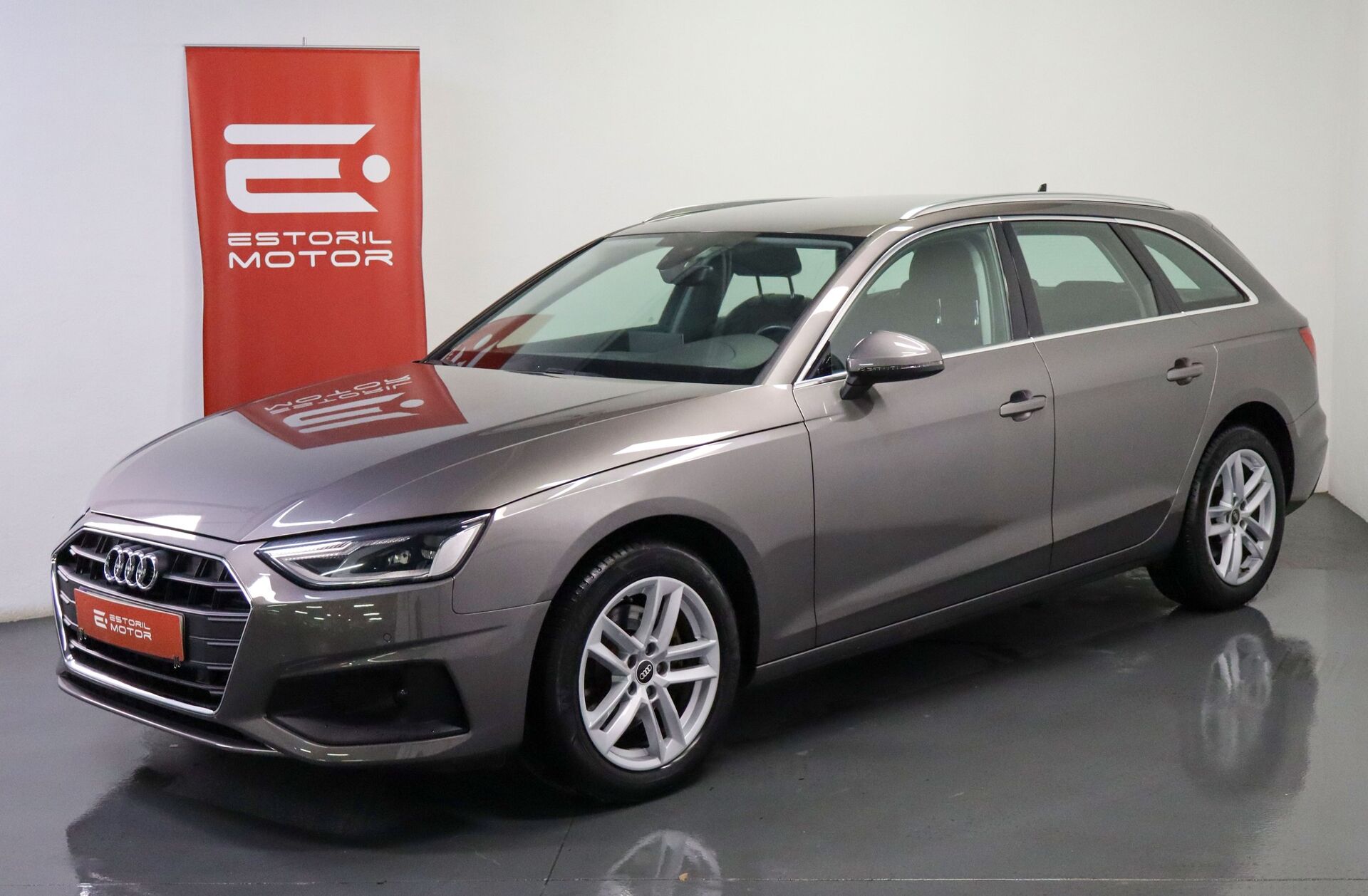 AUDI A4 30 TDI S tronic