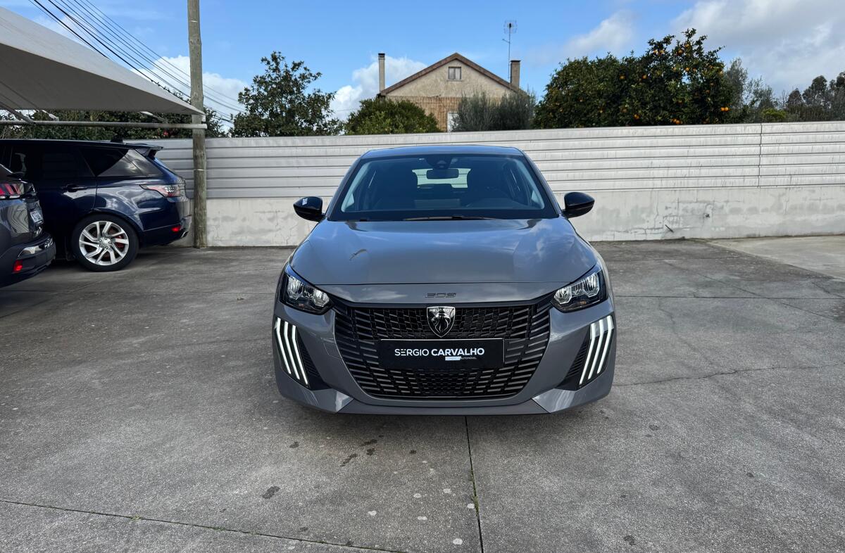 PEUGEOT 208 1.2 PureTech Active