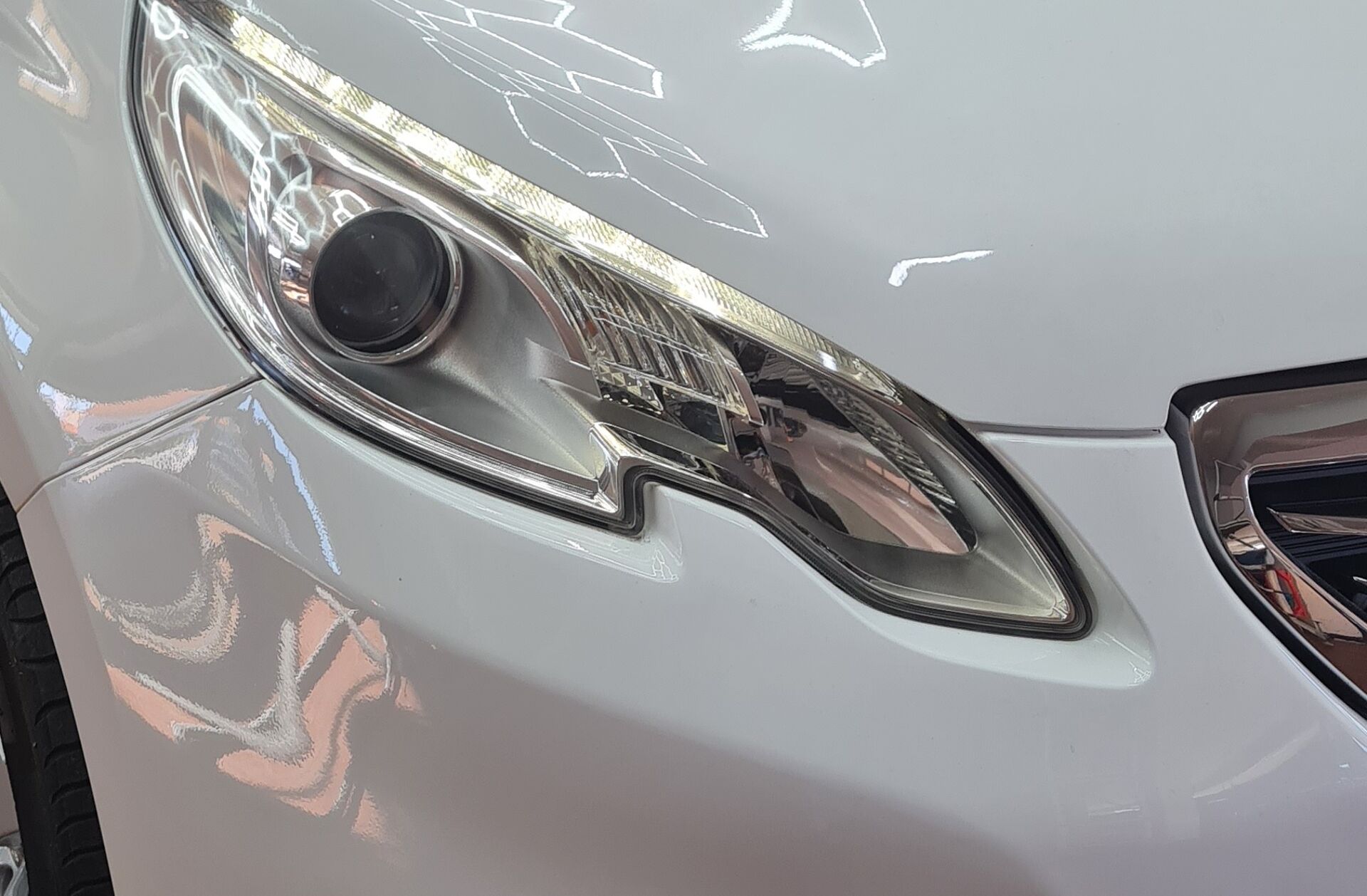 PEUGEOT 2008 1.2 PureTech Allure EAT6