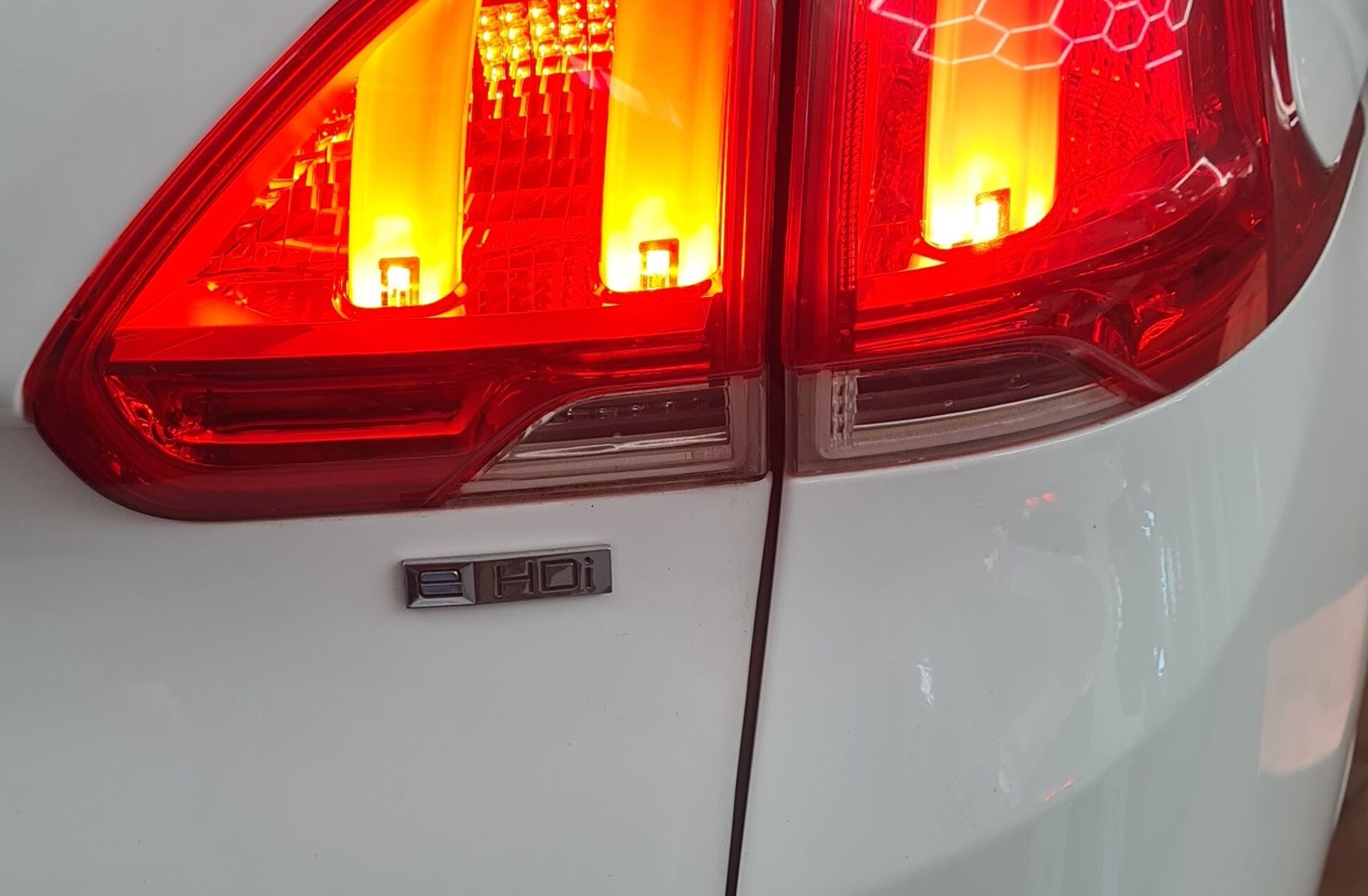 PEUGEOT 2008 1.2 PureTech Allure EAT6