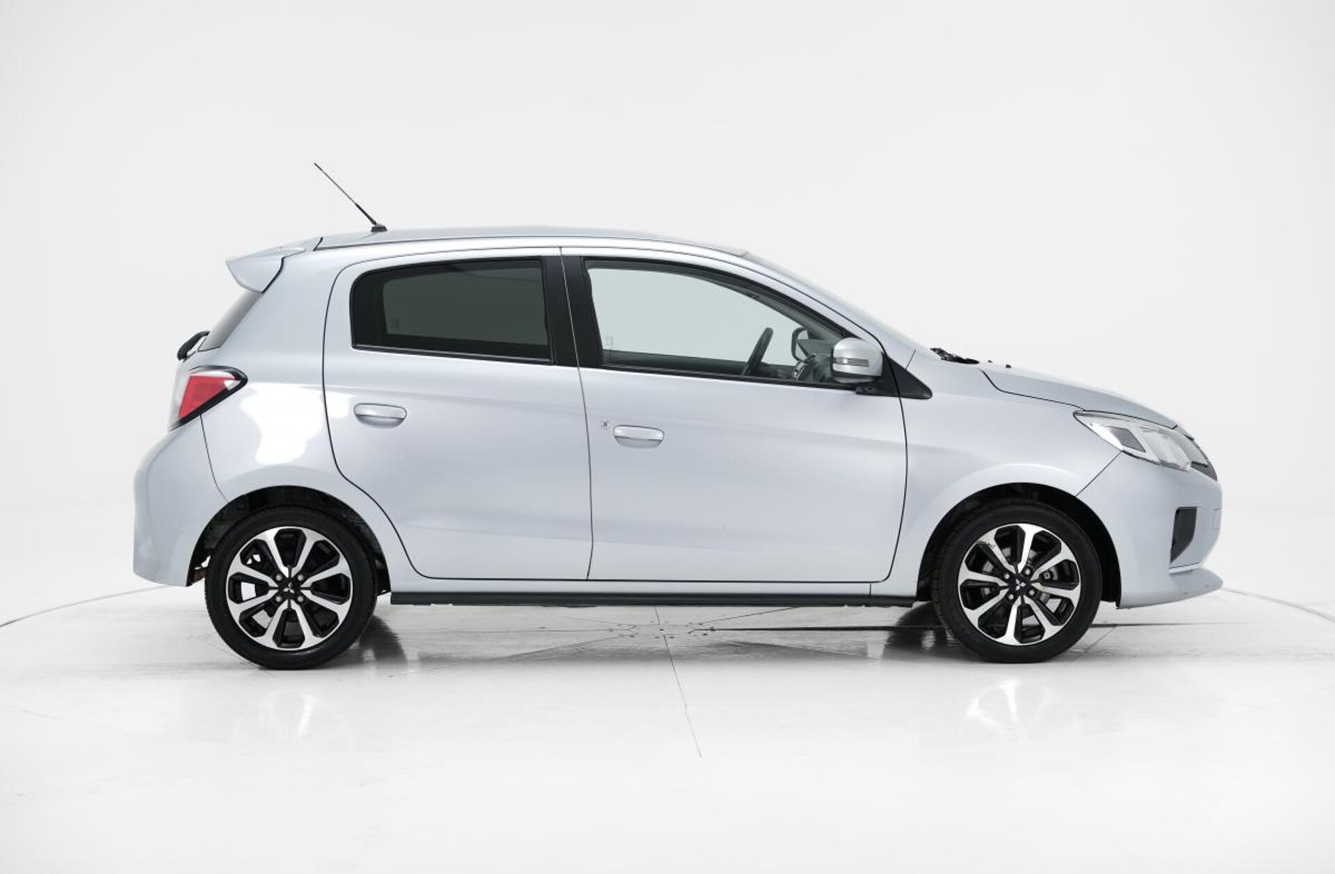 MITSUBISHI Space Star 1.2 Intense