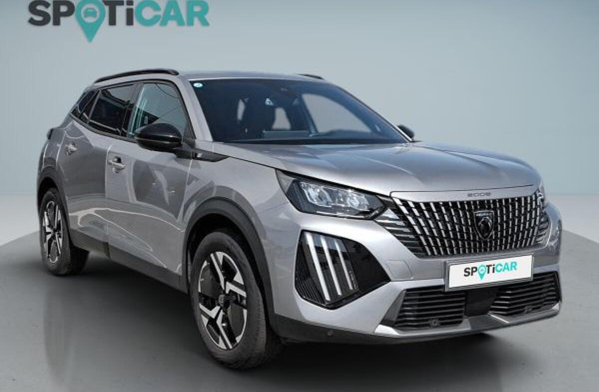 PEUGEOT 208 e- 51 kWh GT