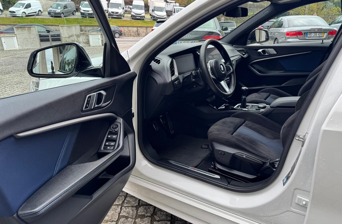 BMW Serie-1 116 d Pack Desportivo M