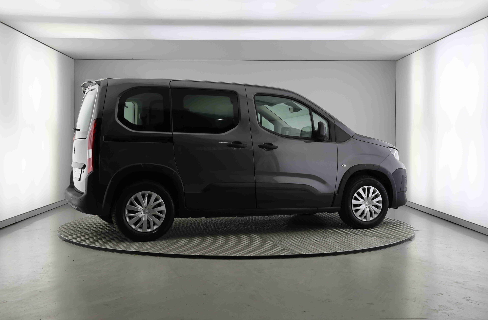 PEUGEOT Rifter e- 50 kWh Standard Active Pack