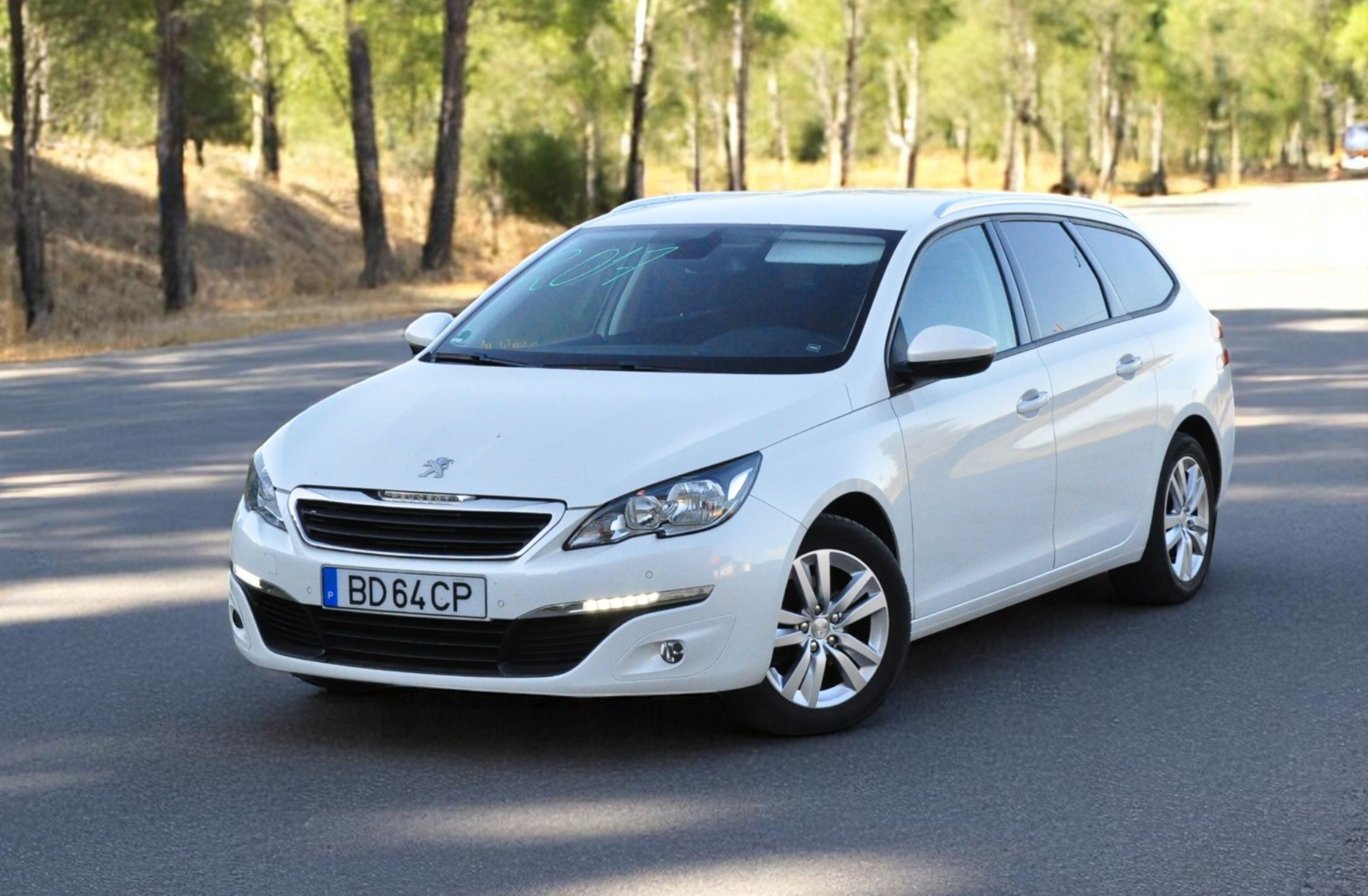 PEUGEOT 308 1.2 PureTech Active J17