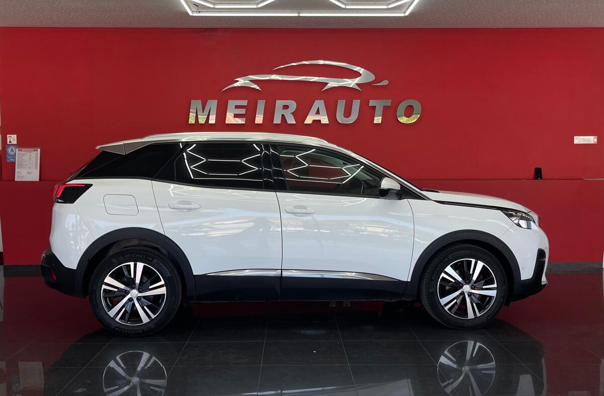 PEUGEOT 3008 1.5 BlueHDi Allure Pack EAT8