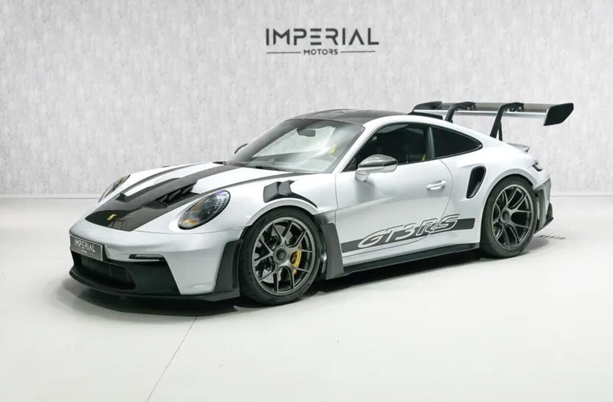 PORSCHE 911 GT3 RS
