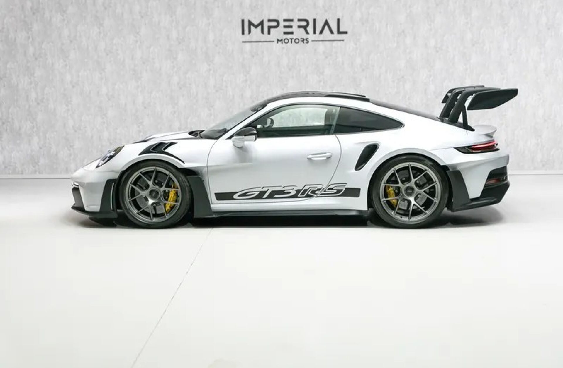 PORSCHE 911 GT3 RS