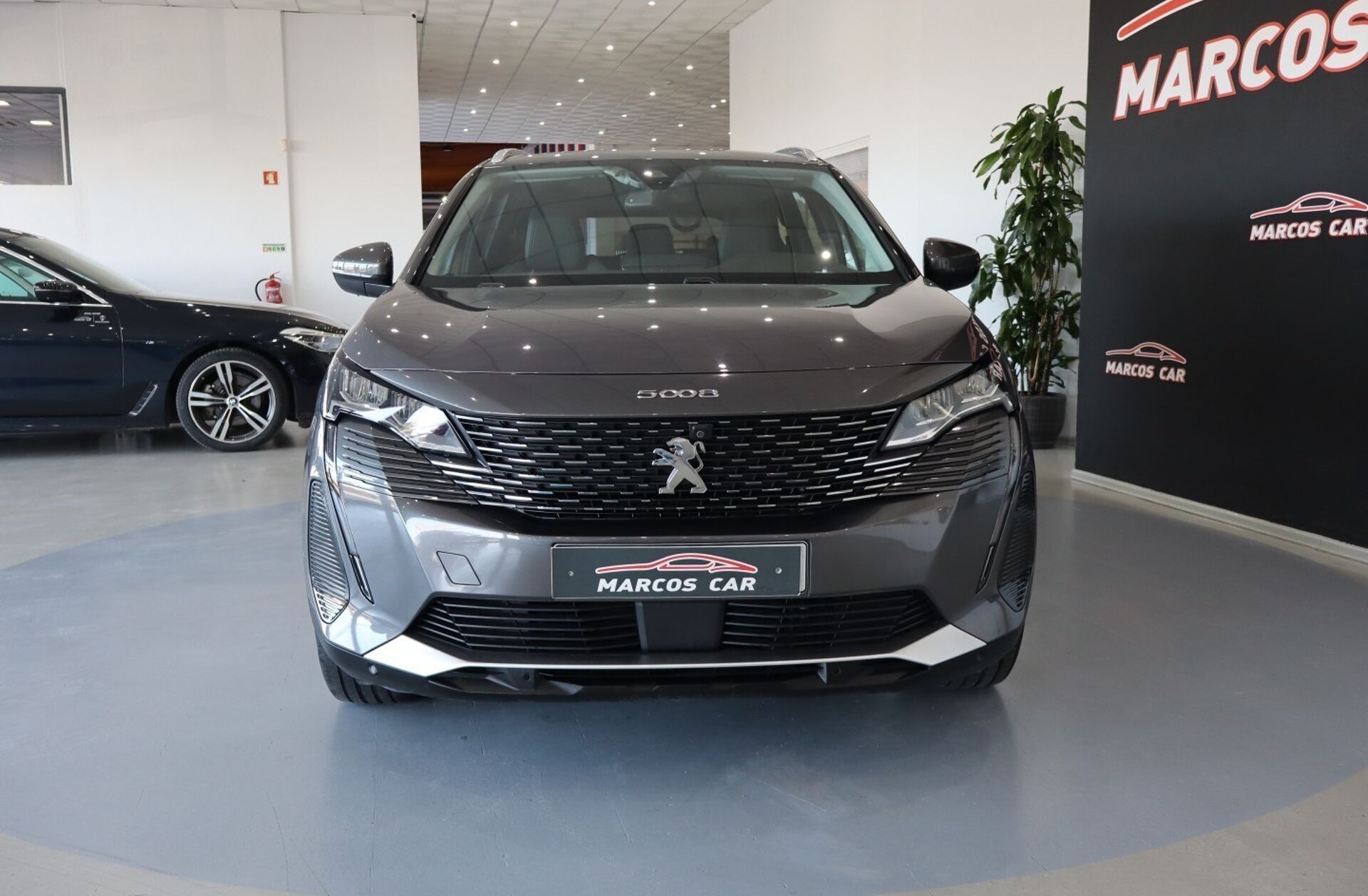 PEUGEOT 5008 1.5 BlueHDi Allure EAT8