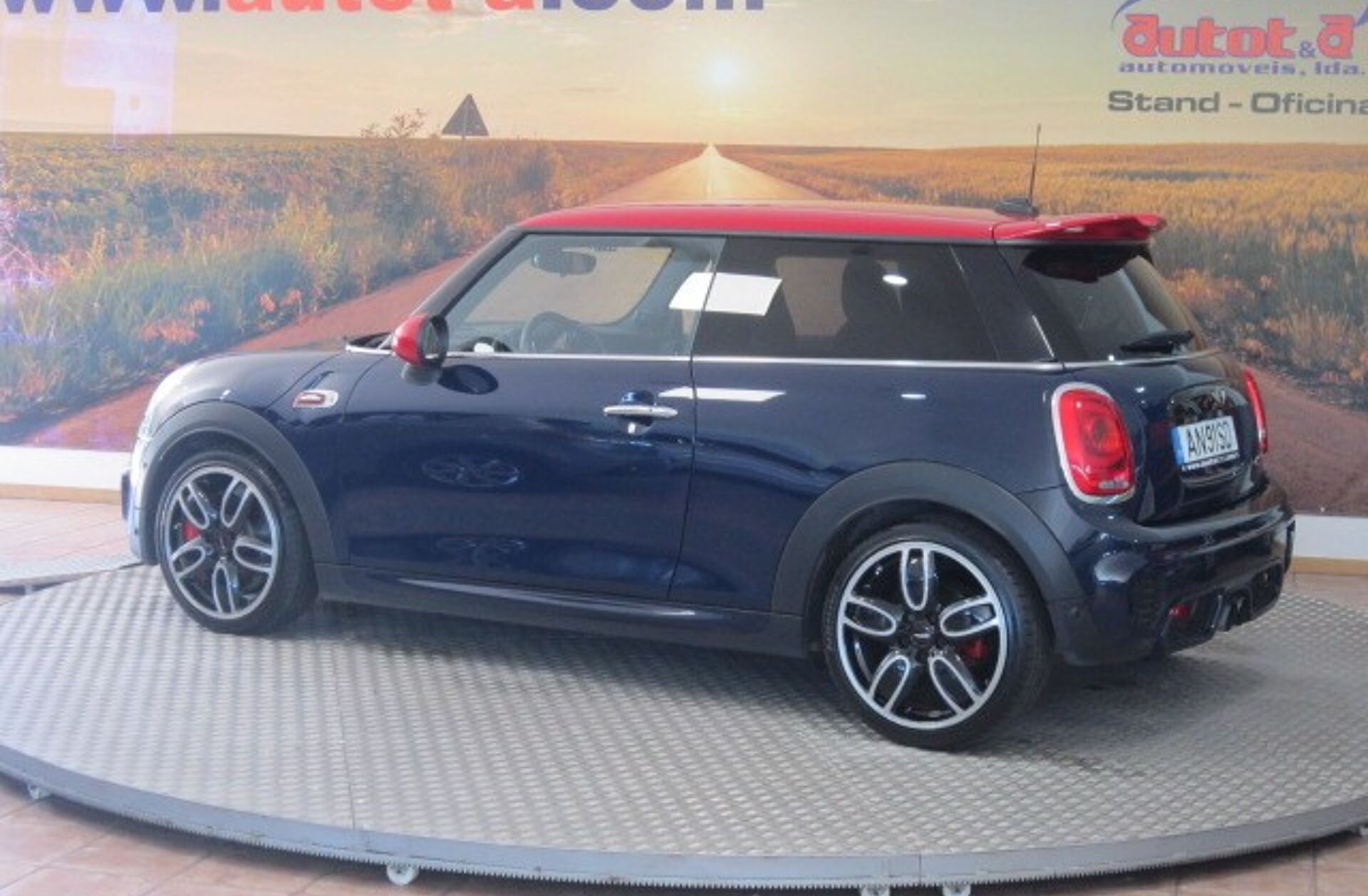 MINI Mini John Cooper Works Auto Desportiva