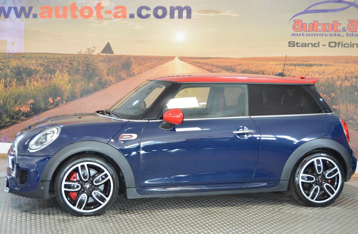 MINI Mini John Cooper Works Auto Desportiva