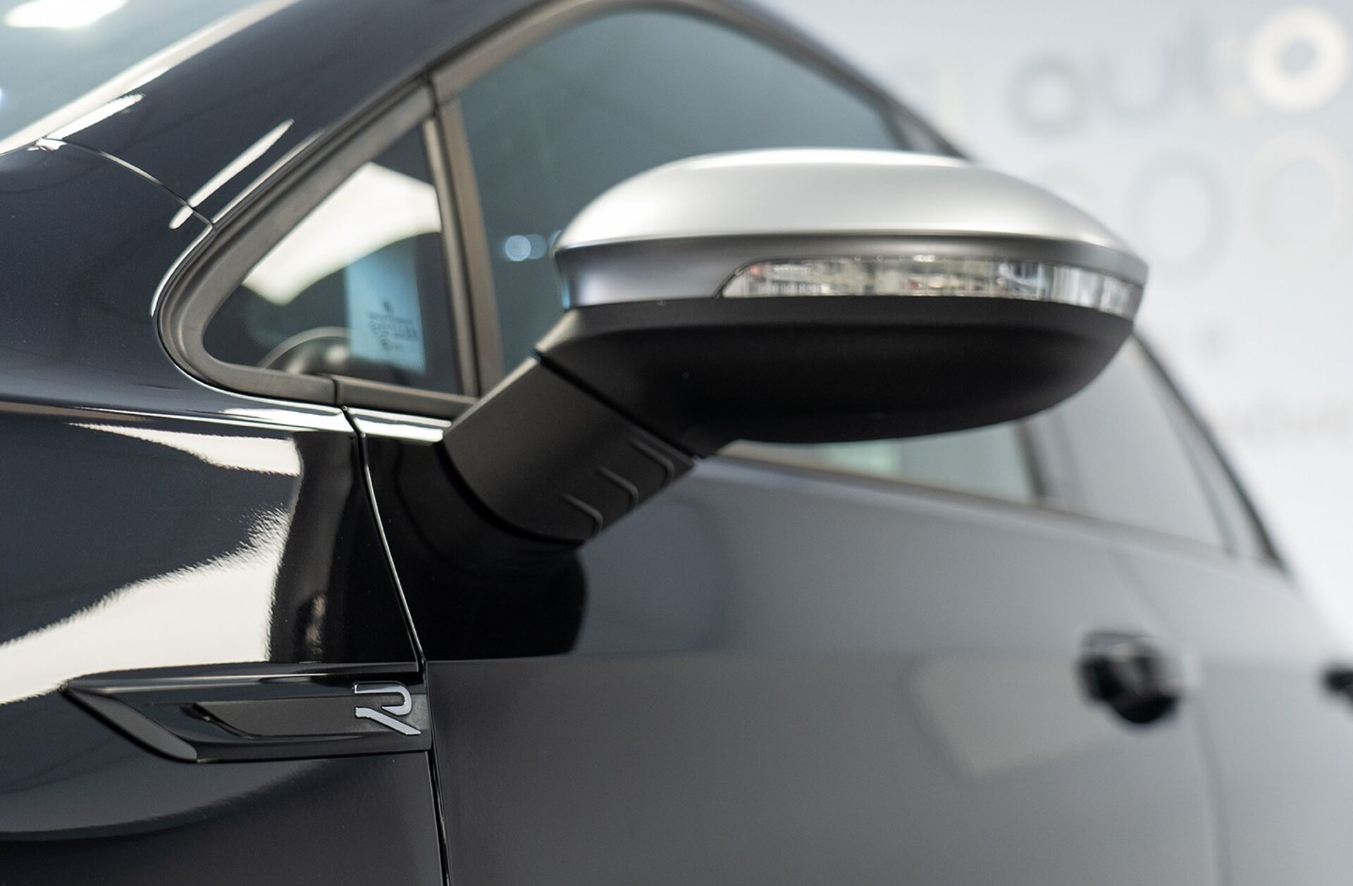 VOLKSWAGEN Golf 2.0 TSI R DSG