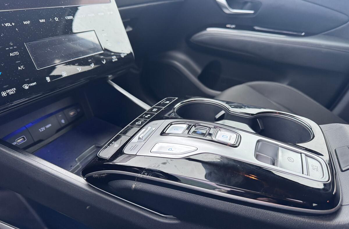 HYUNDAI Tucson 1.6 T-GDI PHEV Vanguard