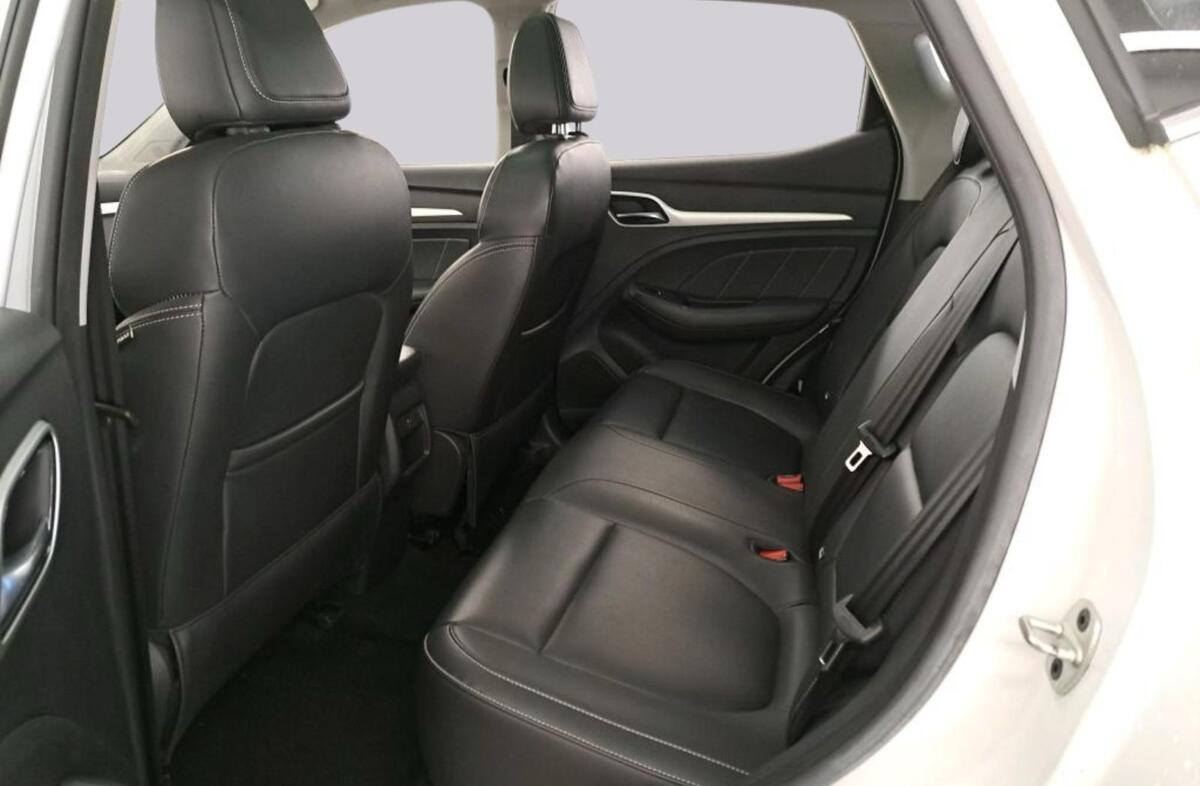 MG ZS 44.5 kWh Luxury