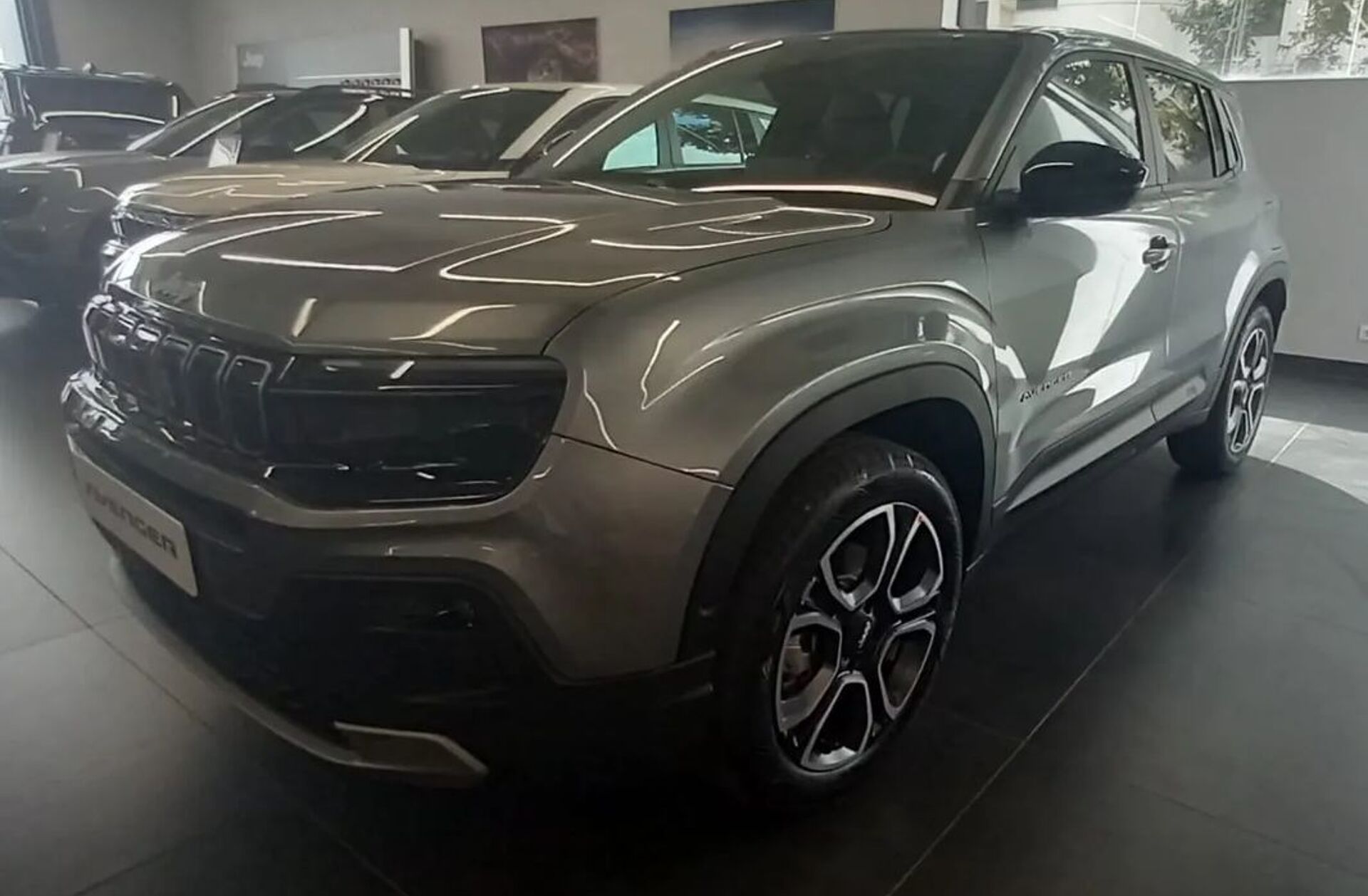 JEEP Avenger 1.2 e-Hybrid Altitude DCT