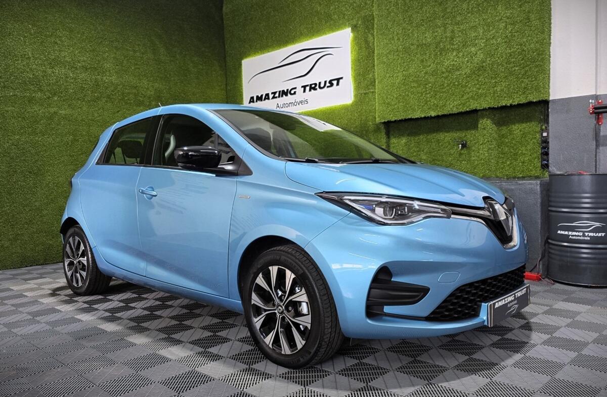 RENAULT ZOE Limited 50