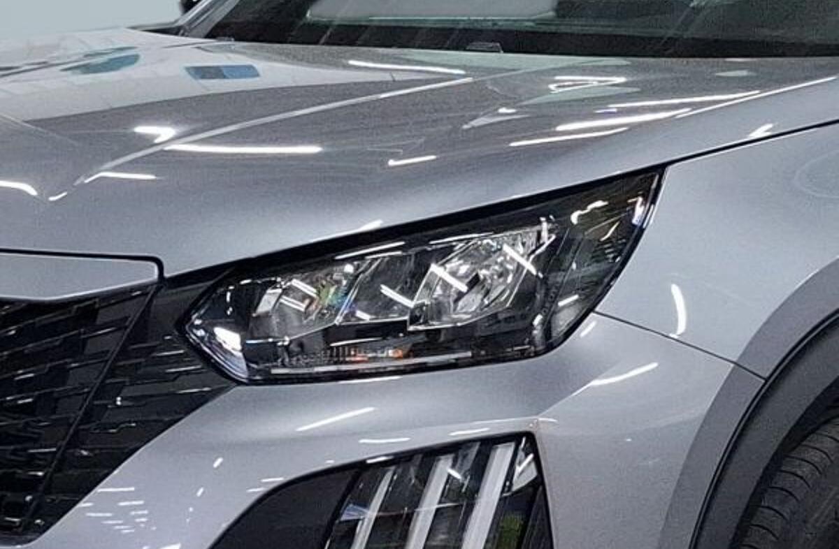 PEUGEOT 2008 1.2 Style