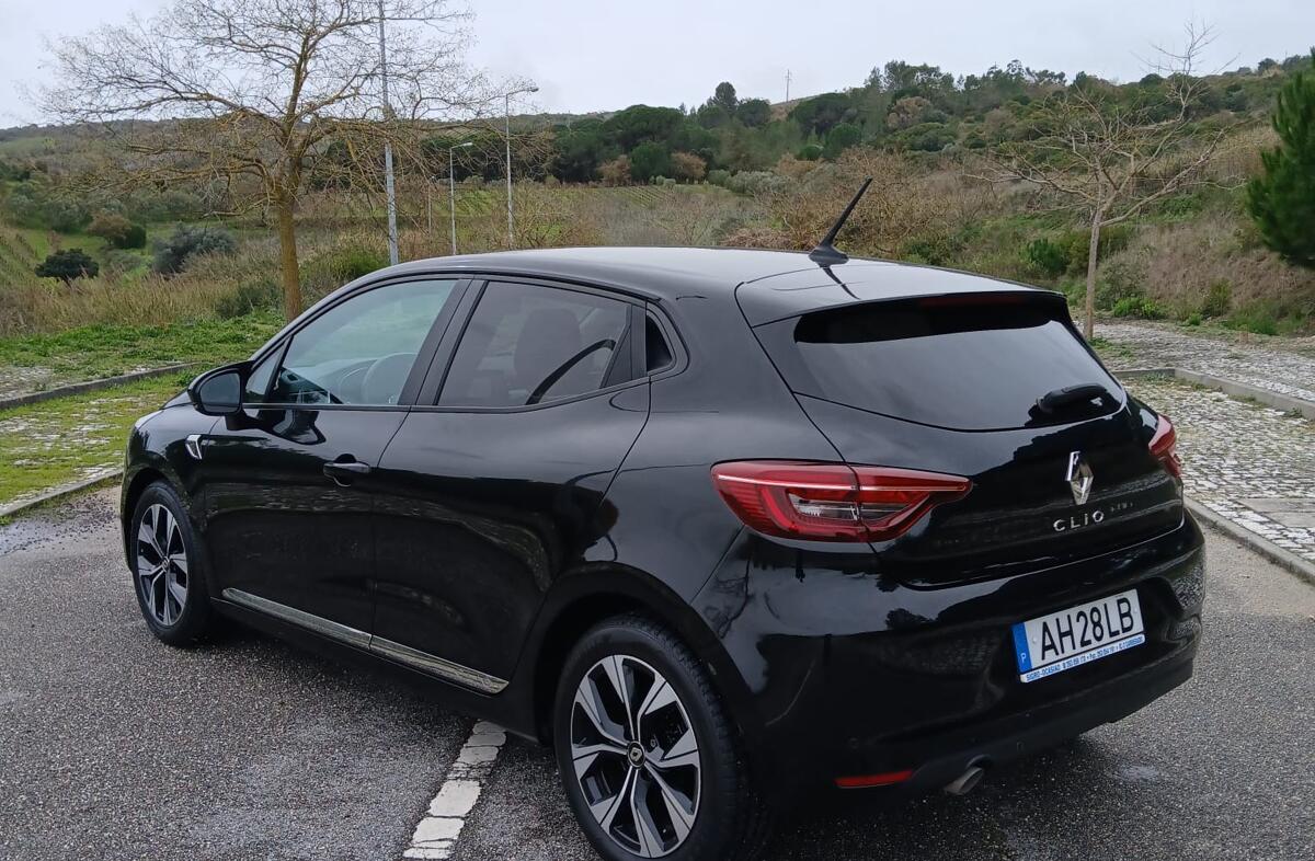 RENAULT Clio ST 0.9 TCe Limited