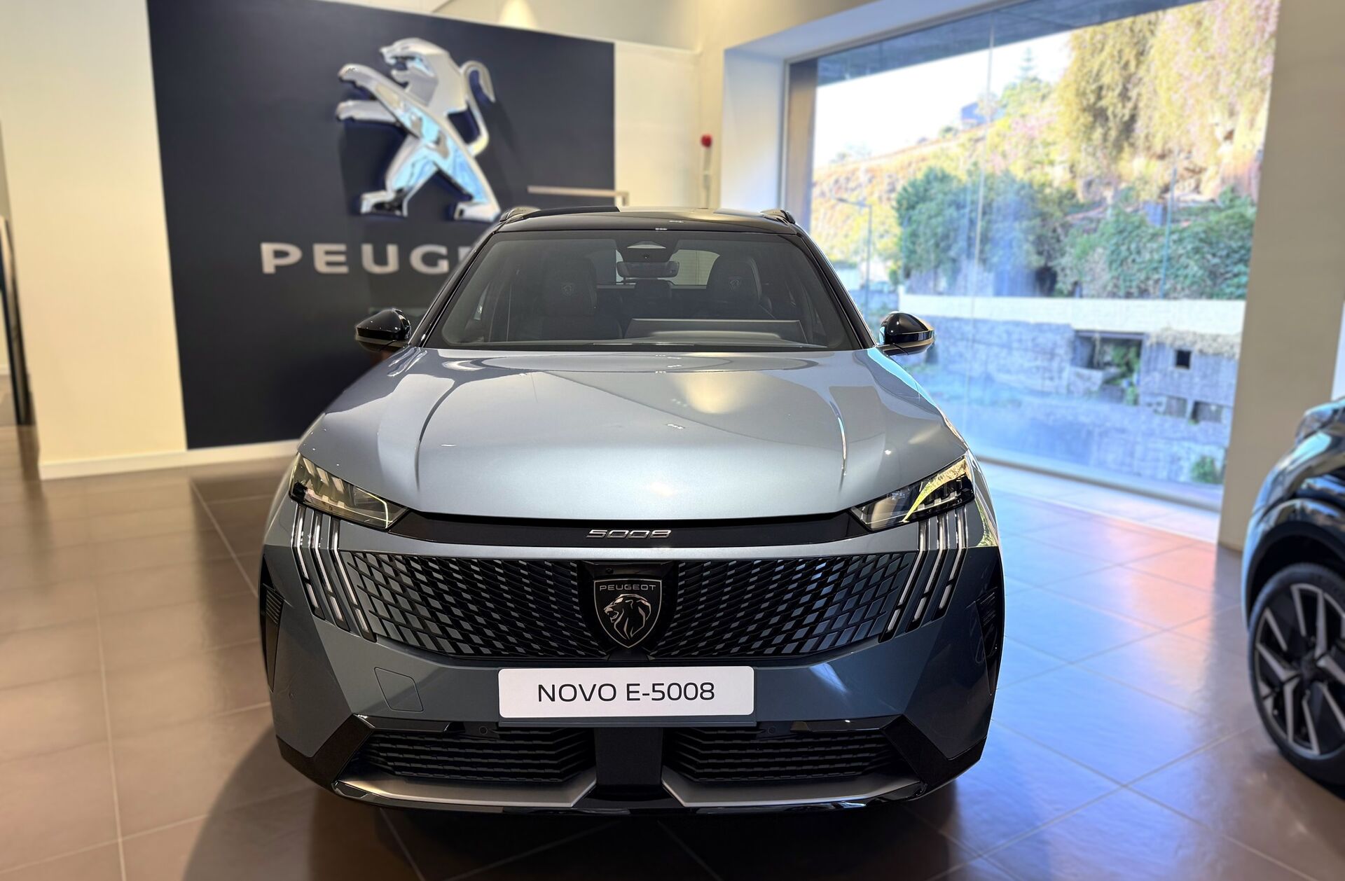 PEUGEOT 5008 e- 73 kWh GT