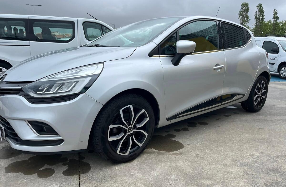 RENAULT Clio 0.9 TCe Limited