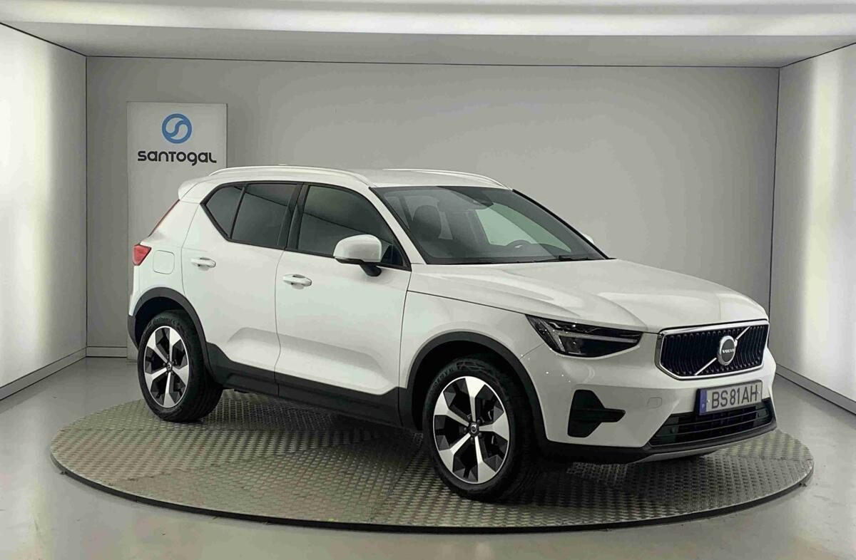 VOLVO XC40 2.0 B3 Core