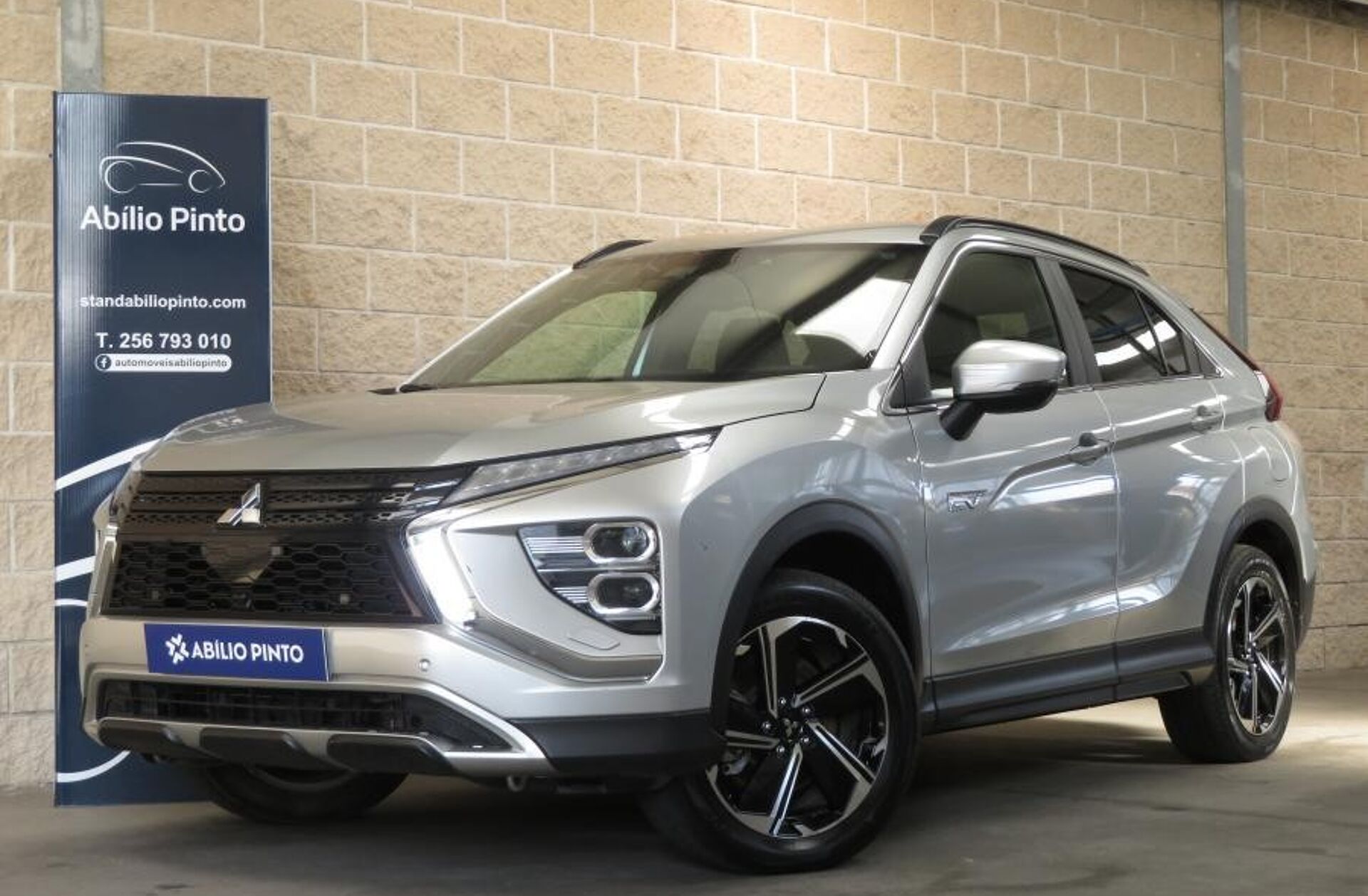 MITSUBISHI Eclipse Cross 2.4 PHEV eMotion