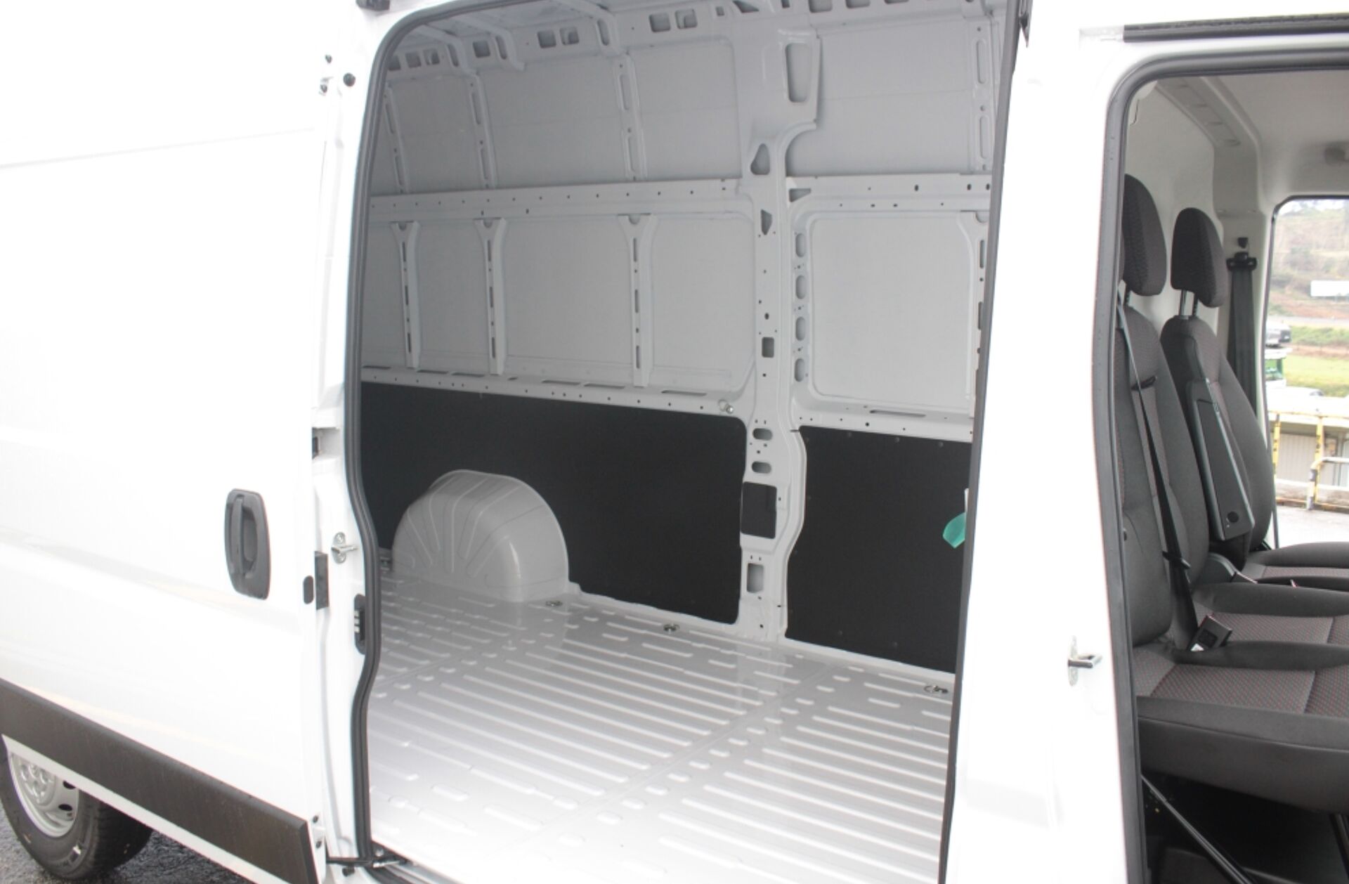 CITROEN Jumper 2.2 BlueHDi 35 Heavy L4H3