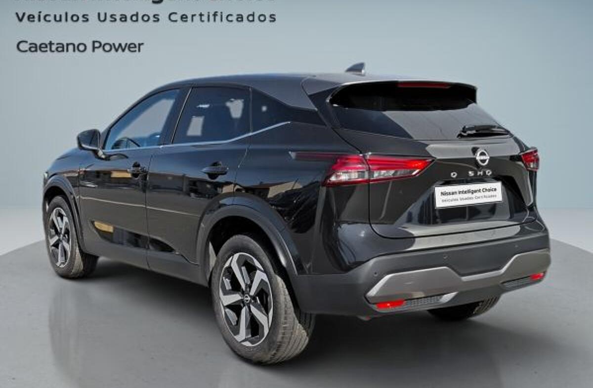 NISSAN Qashqai 1.3 DIG-T N-Connecta LED+TT Xtronic