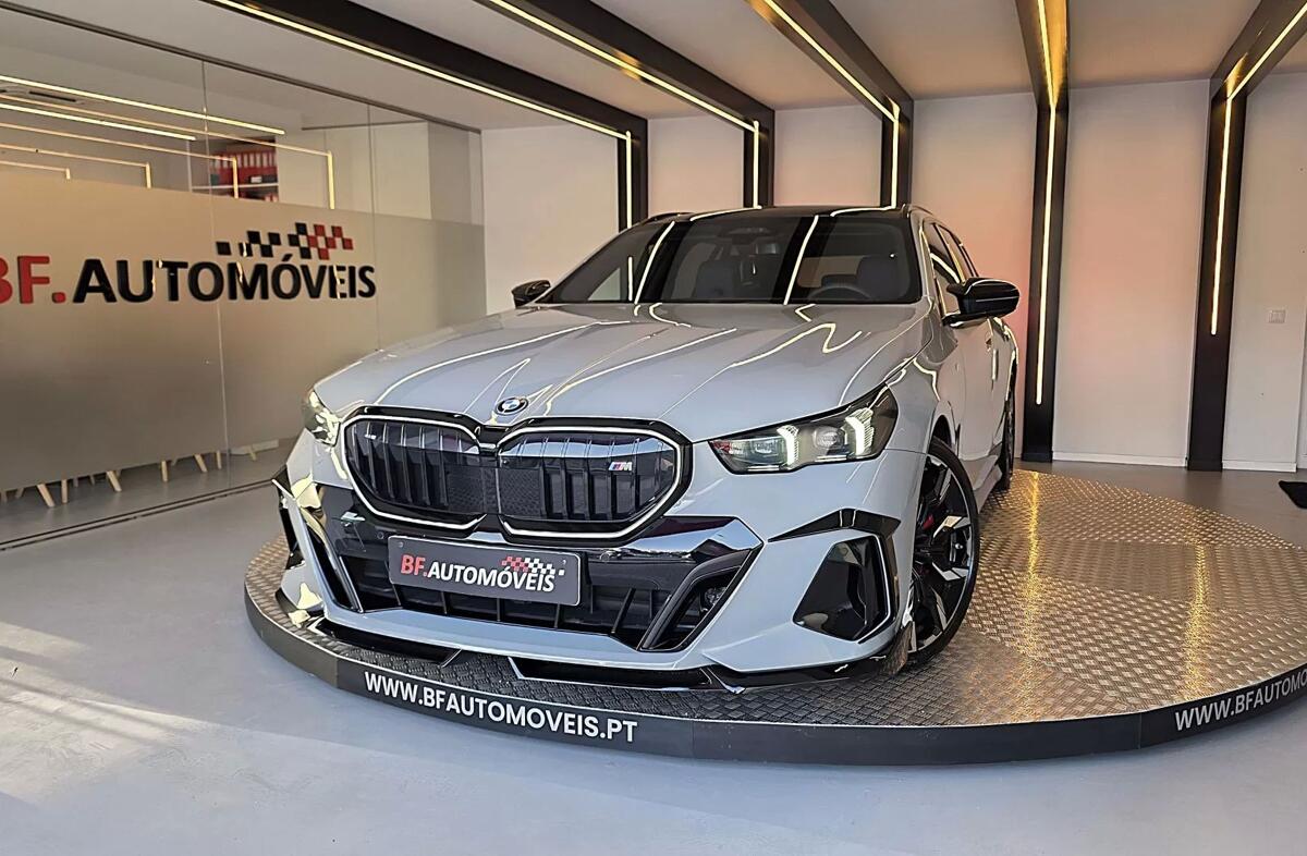 BMW i5 eDrive40 Pack Desportivo M Pro