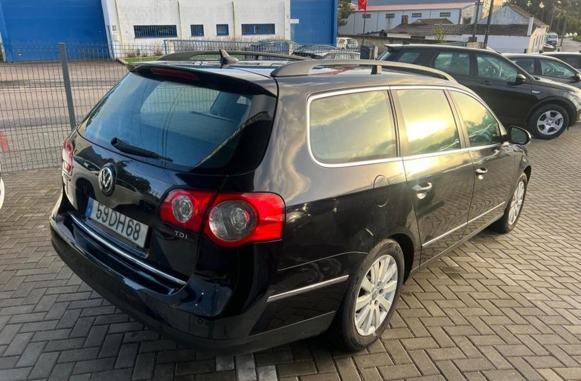 VOLKSWAGEN Passat 1.9 TDi Trendline