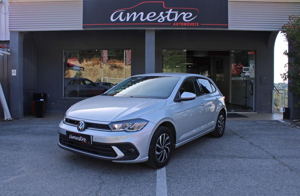 VOLKSWAGEN Polo 1.0 TSI Urban
